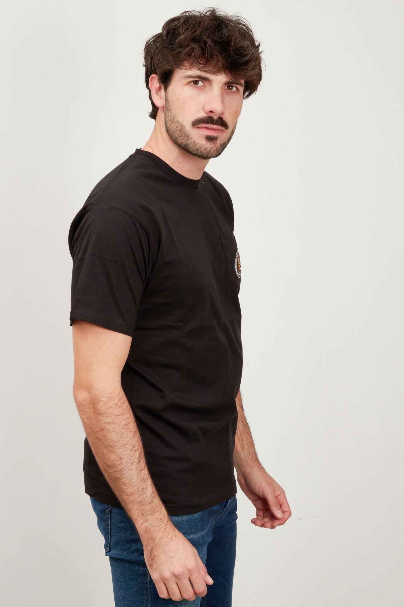 VANS CHECKERBOARD RESEARCH en color NEGRO (3)