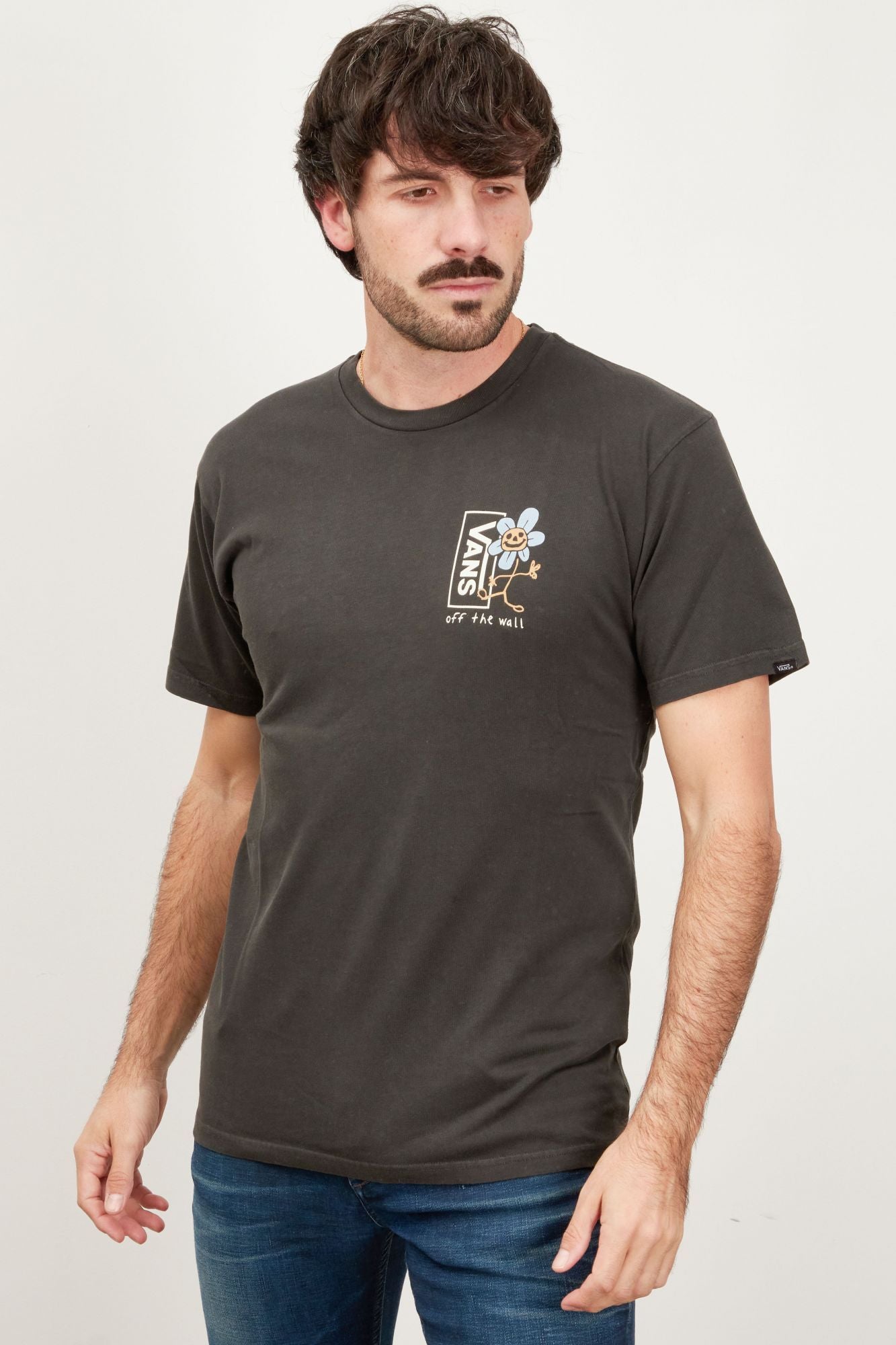 VANS TRIPPY GRIN FLORAL SS en color NEGRO (2)