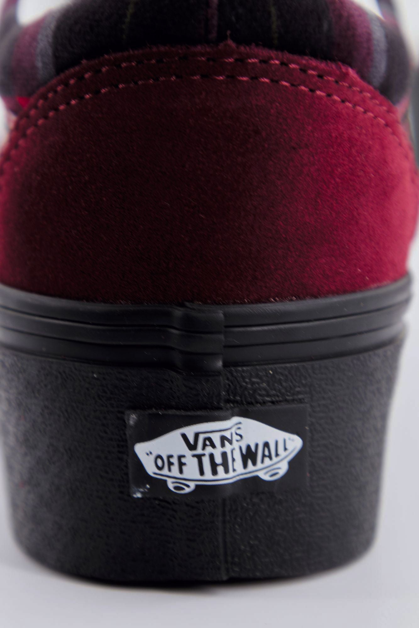 VANS VN0A7Q5M02Y1 en color BURDEOS (4)