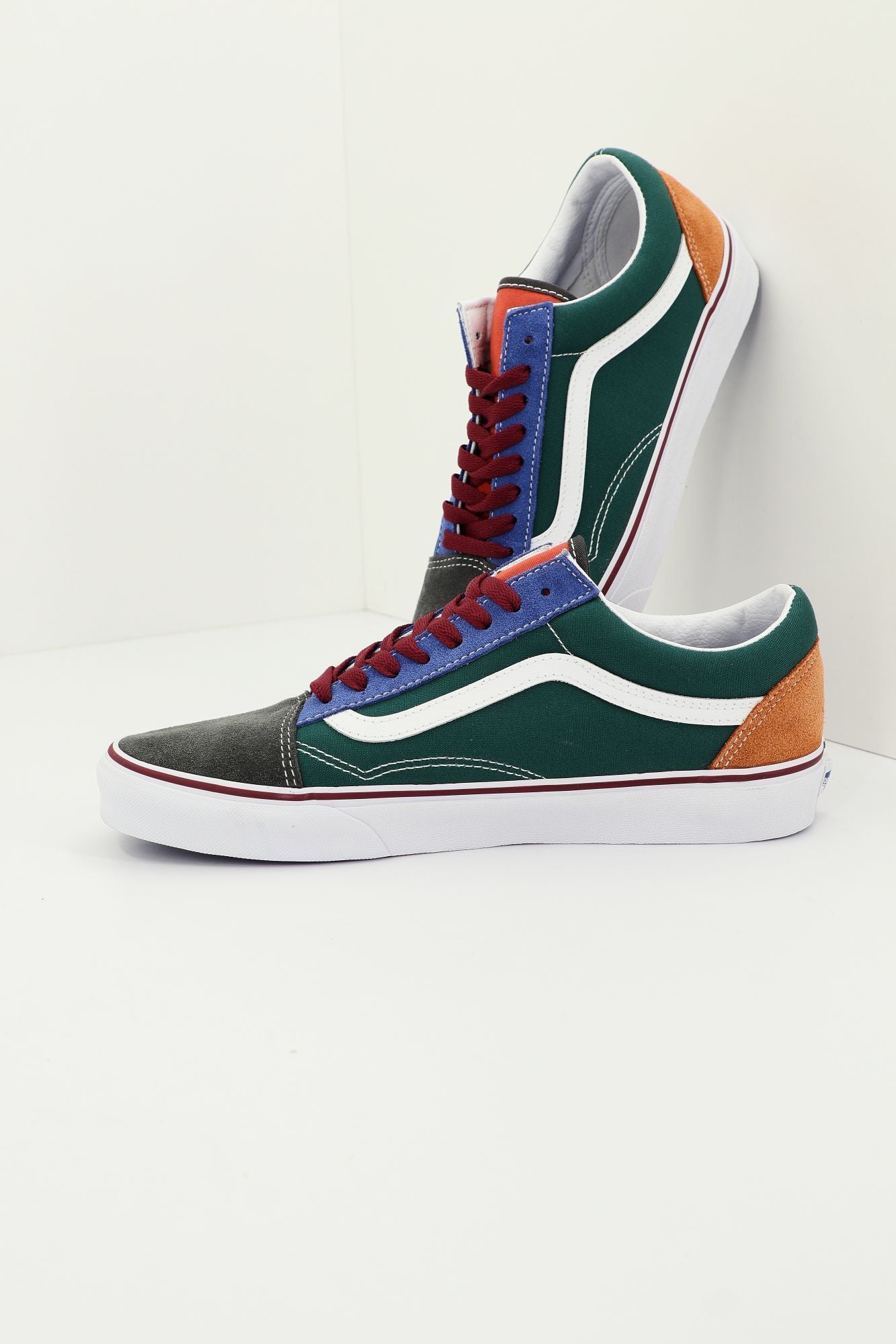 VANS VN0A4BW24481  en color MULTICOLOR (2)