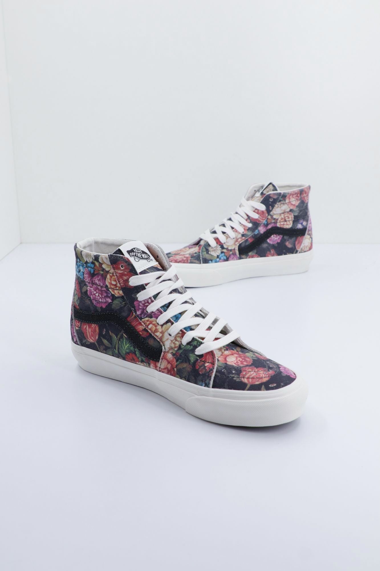 VANS SK8-HI en color FLORAL (2)