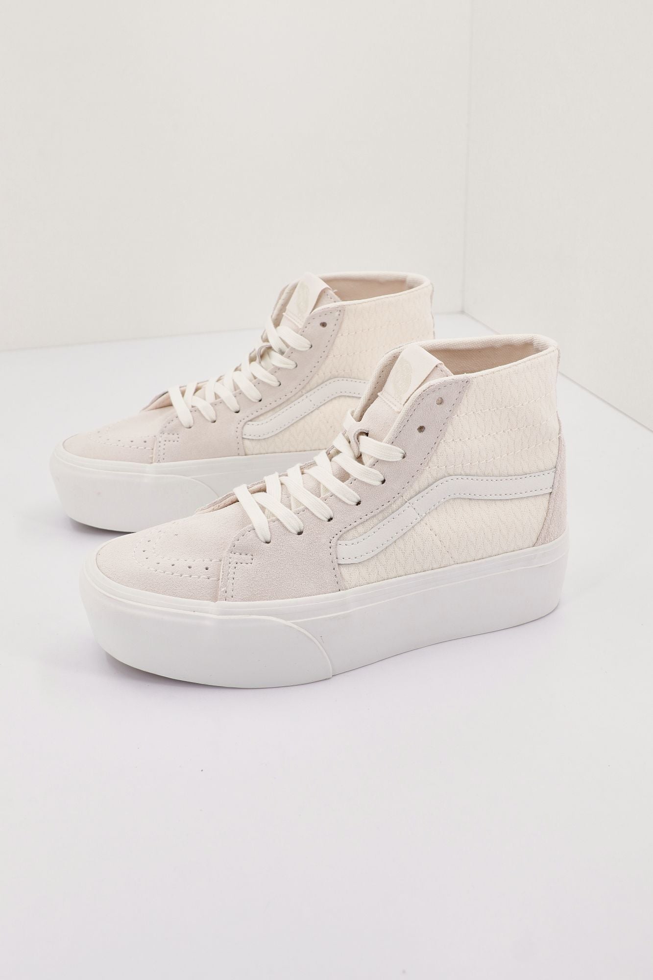 VANS UA SK8-HI en color BLANCO (1)