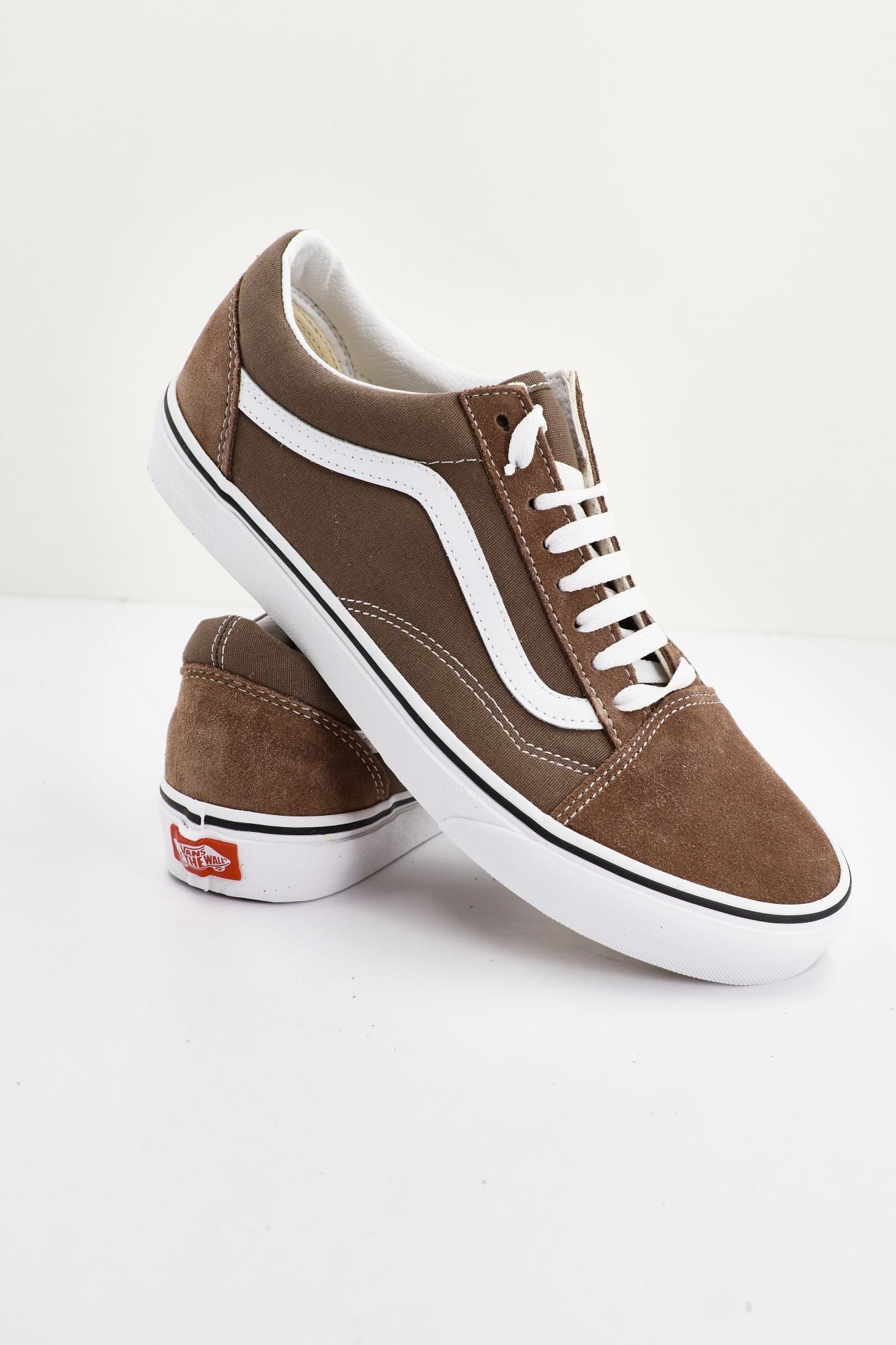 VANS UA OLD SKOOL en color MARRON (4)