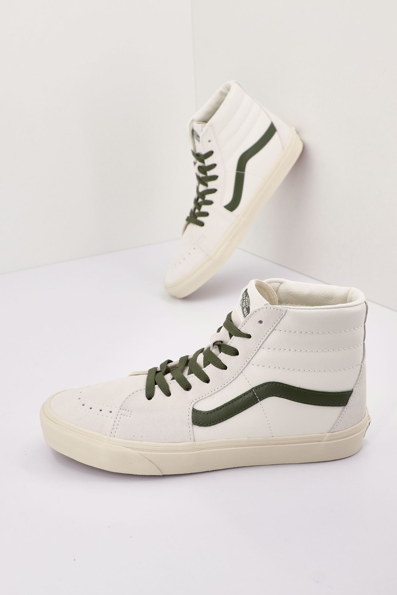 VANS  UA SK8-HI en color BEIS (4)