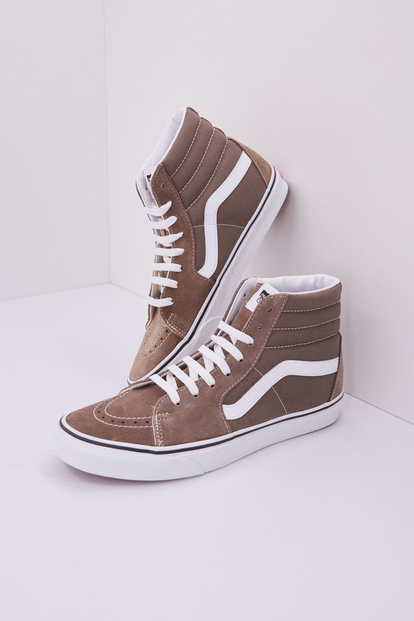 VANS UA SK8 HI en color MARRON (2)