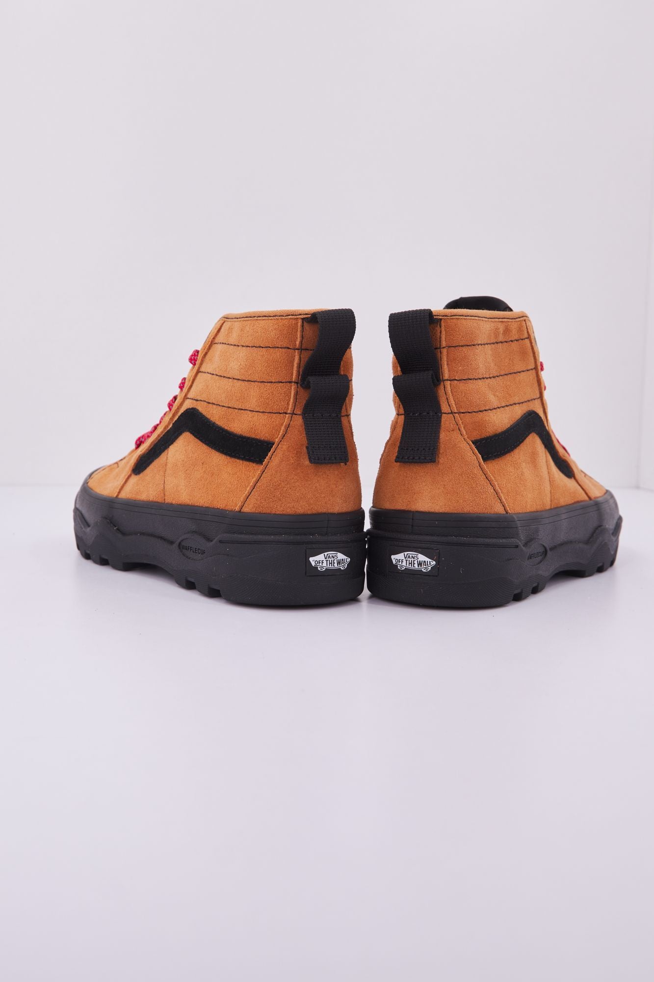 VANS UA SENTRY SK8-HI en color MARRON (4)