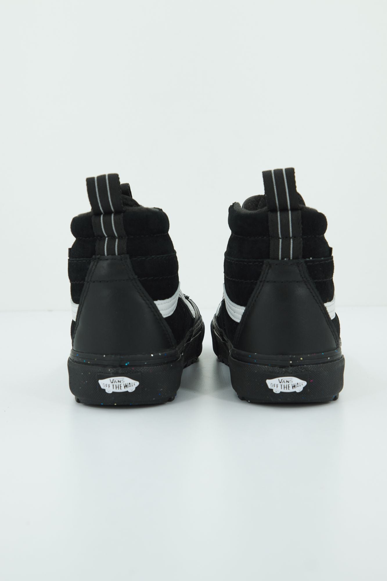 VANS  UA SK8-HI MTE-2 en color NEGRO (3)