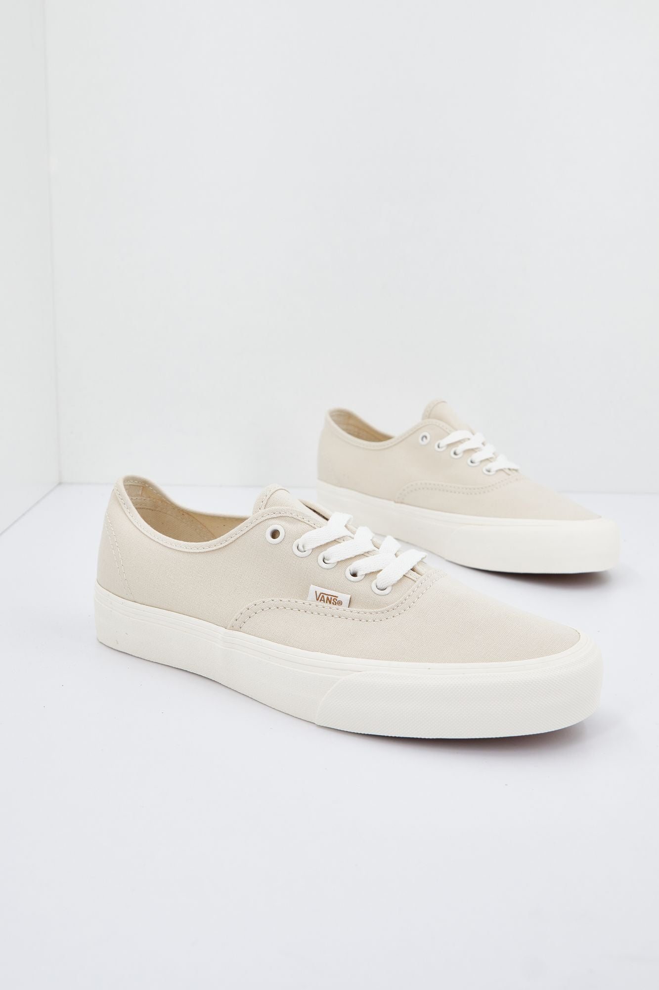 VANS AUTHENTIC VR3 en color MARRON CLARO (1)