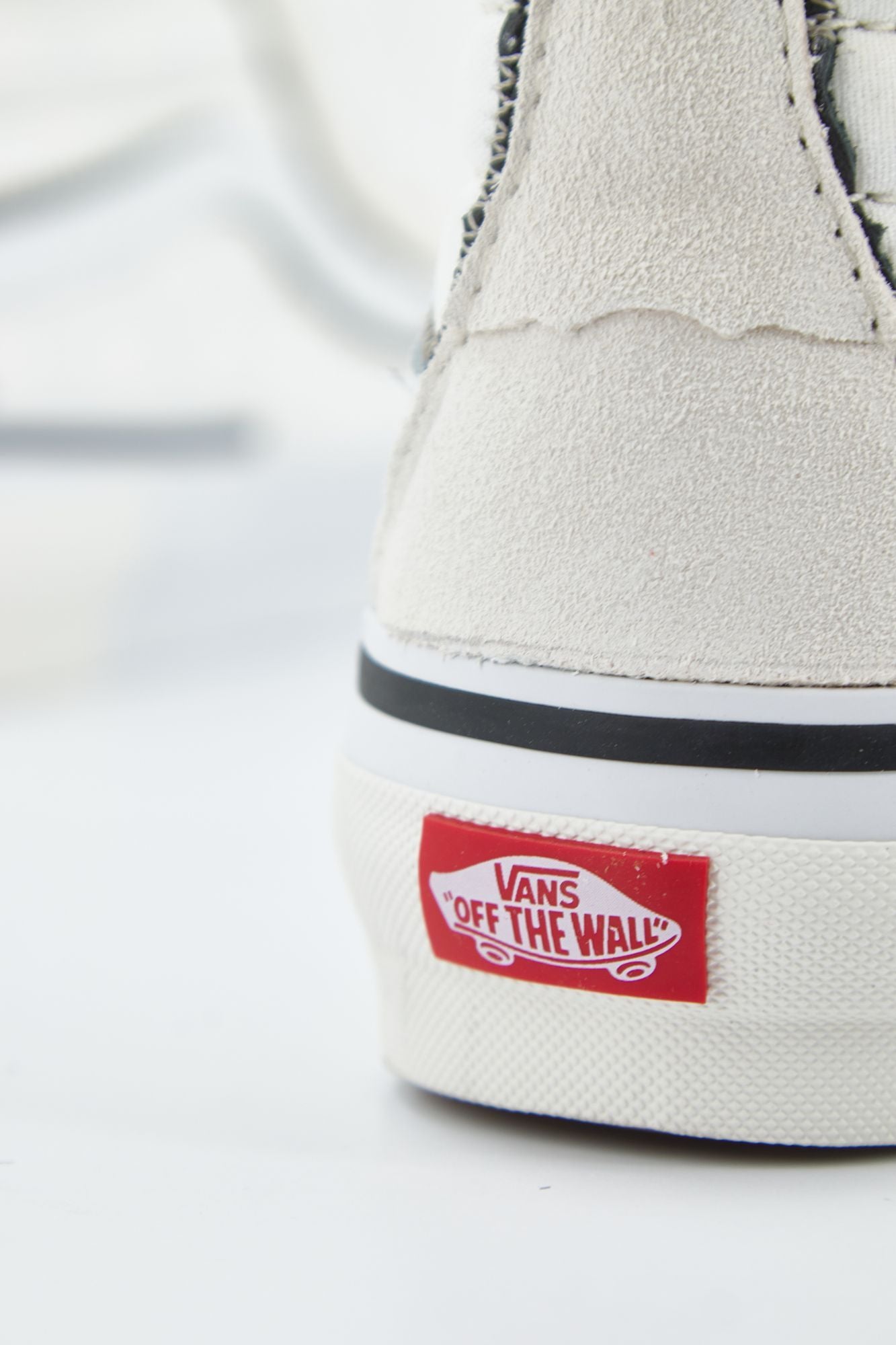 VANS SK8-HI RECONSTRUCT en color BEIS (4)