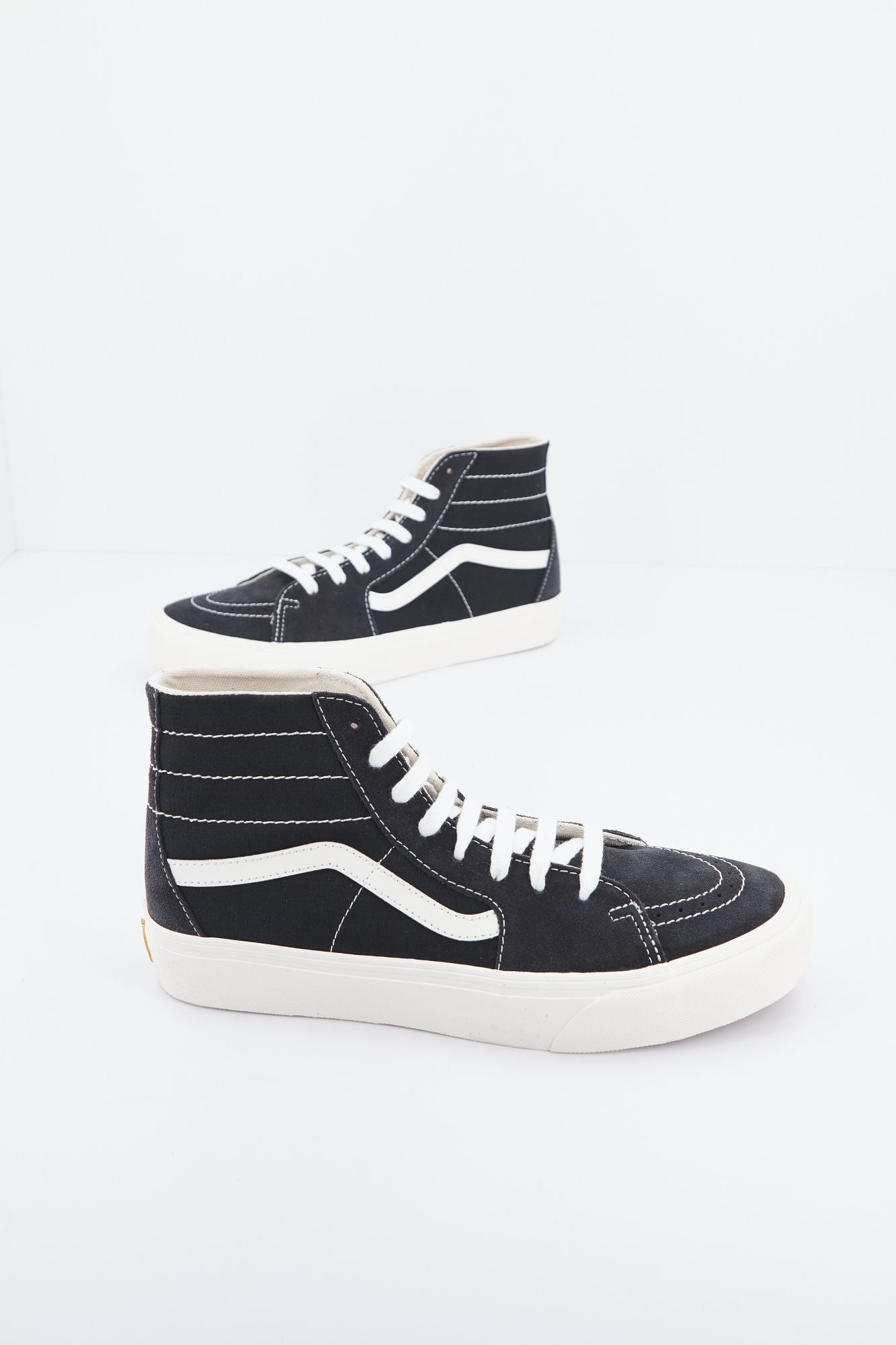VANS SK8-HI TAPERED VR3 en color AZUL (1)
