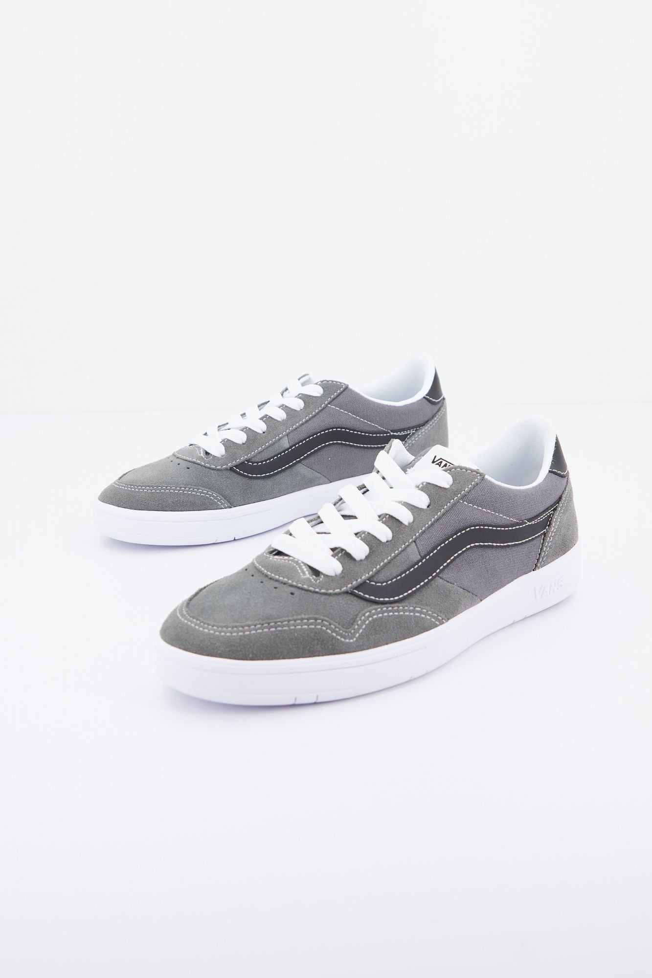VANS CRUZE TOO CC en color GRIS (1)
