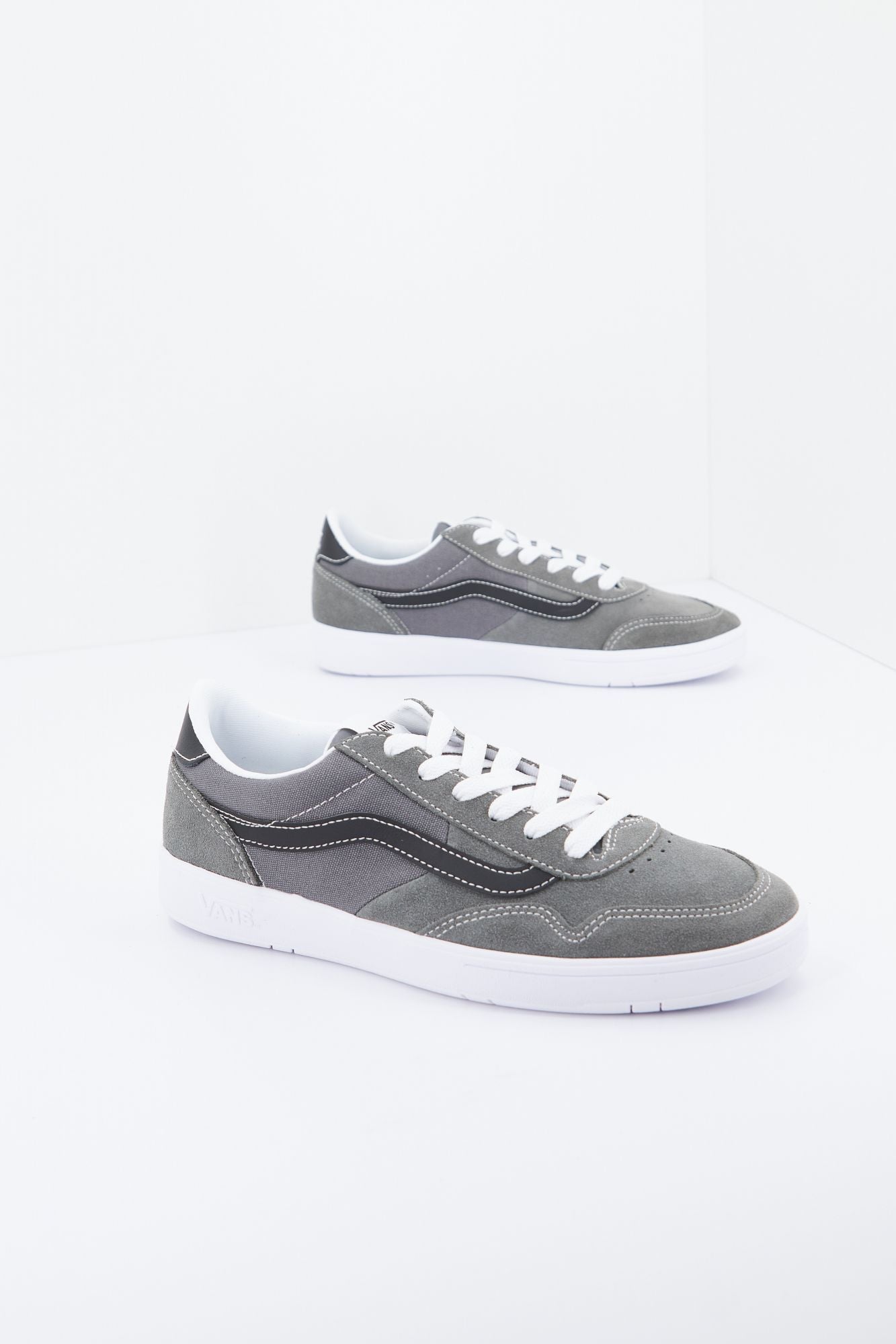 VANS CRUZE TOO CC en color GRIS (4)