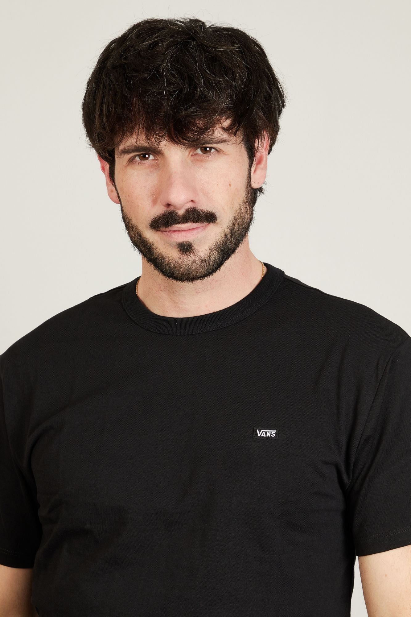 VANS OFF THE WALL CLASSIC TEE en color NEGRO (4)