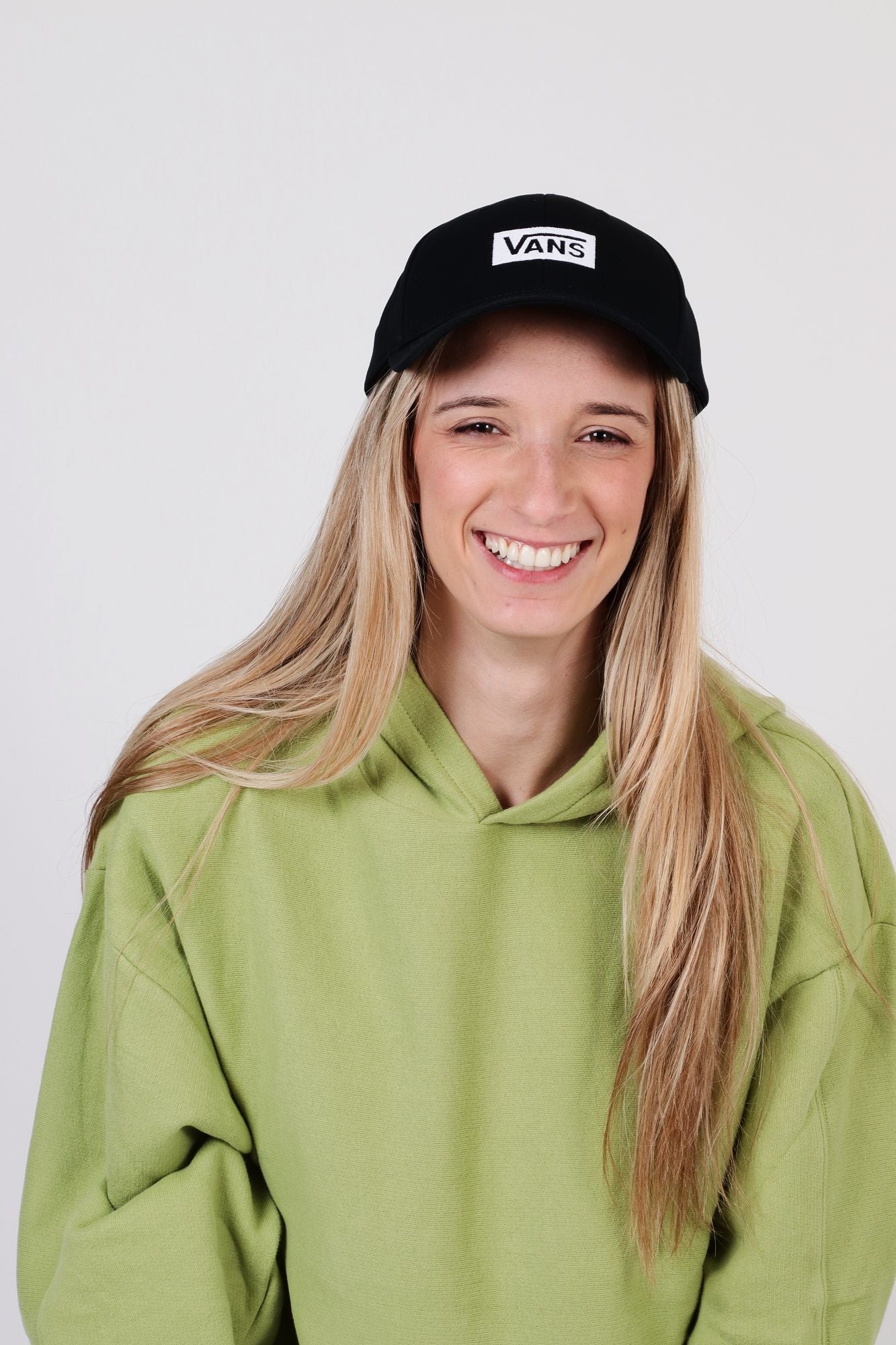 VANS BOXED STRUCTURED JOCKEY en color NEGRO (1)