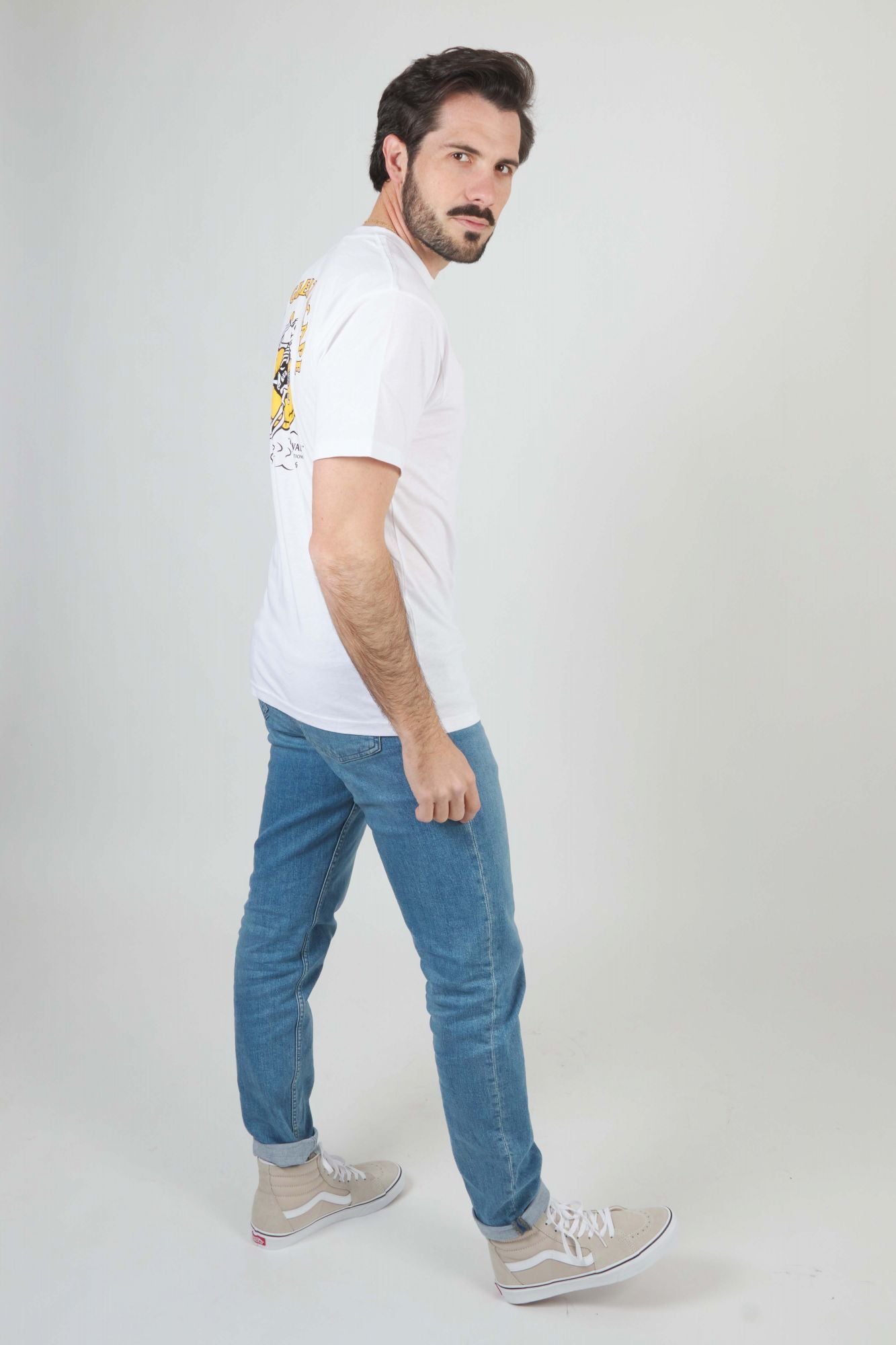 VANS PERMANENT VACATION SS TEE en color BLANCO (3)