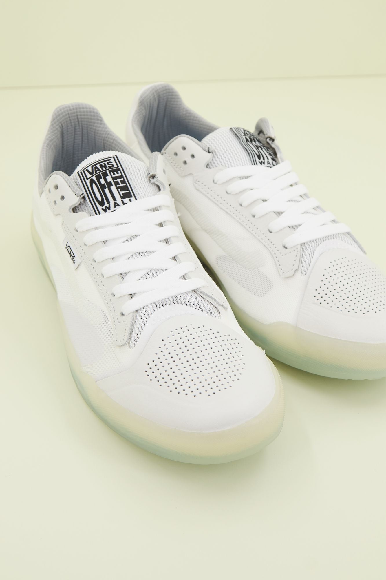 VANS EVDNT ULTIMATE en color BLANCO (3)