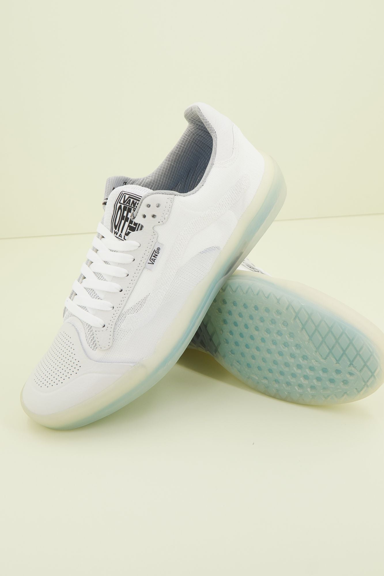 VANS EVDNT ULTIMATE en color BLANCO (4)