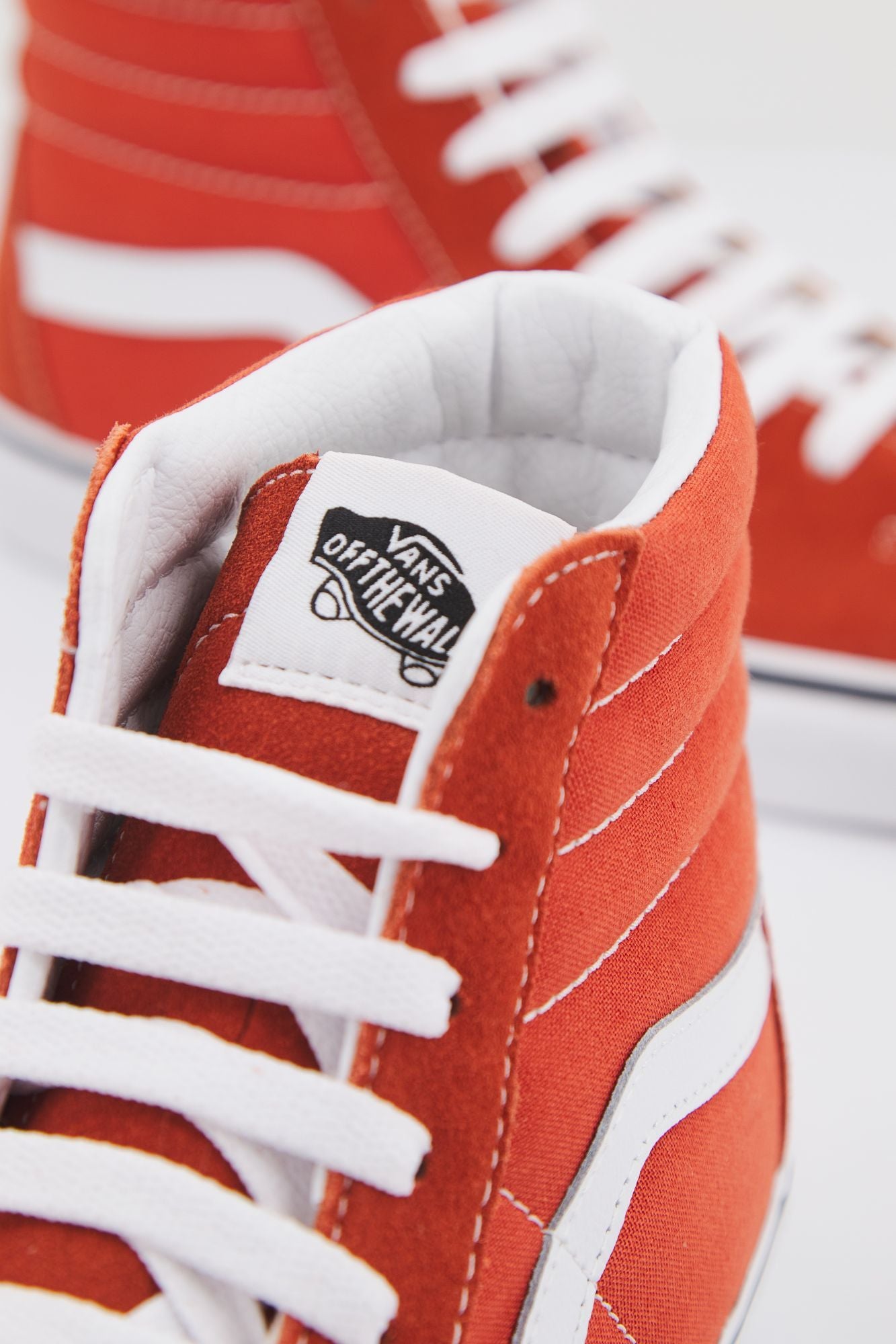VANS SK8-HI en color NARANJA (4)