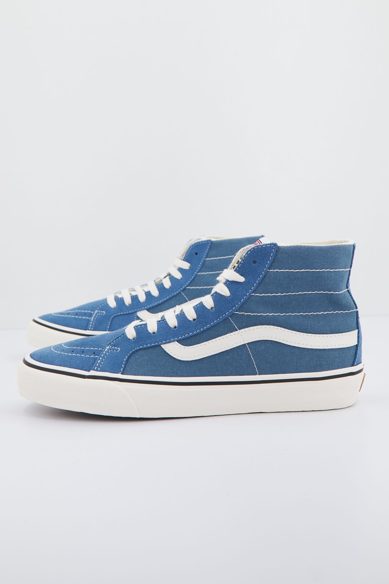 VANS SK8-HI 38 DECON en color AZUL (2)