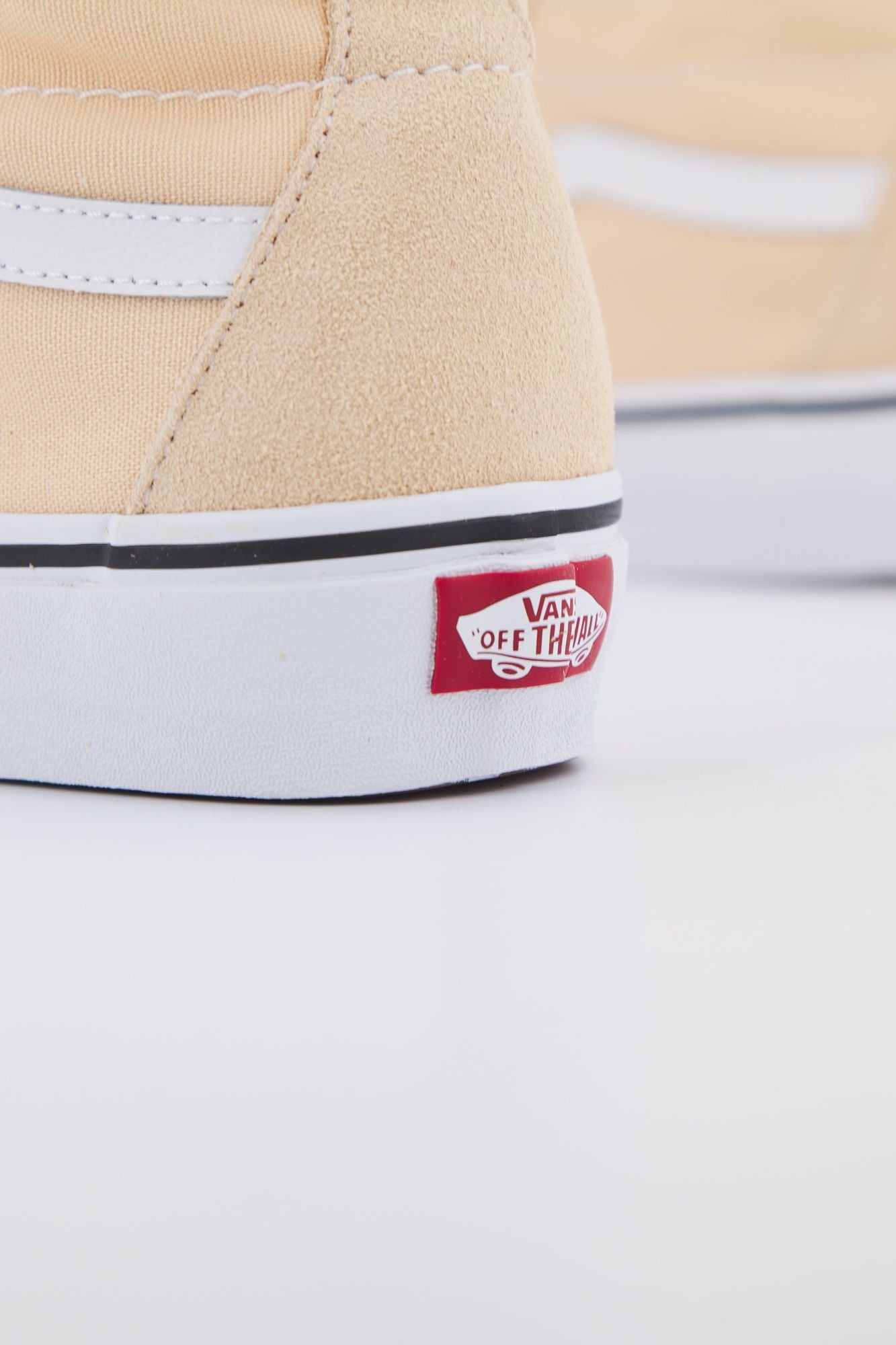 VANS SK8-HI TAPERED en color NUDE (4)
