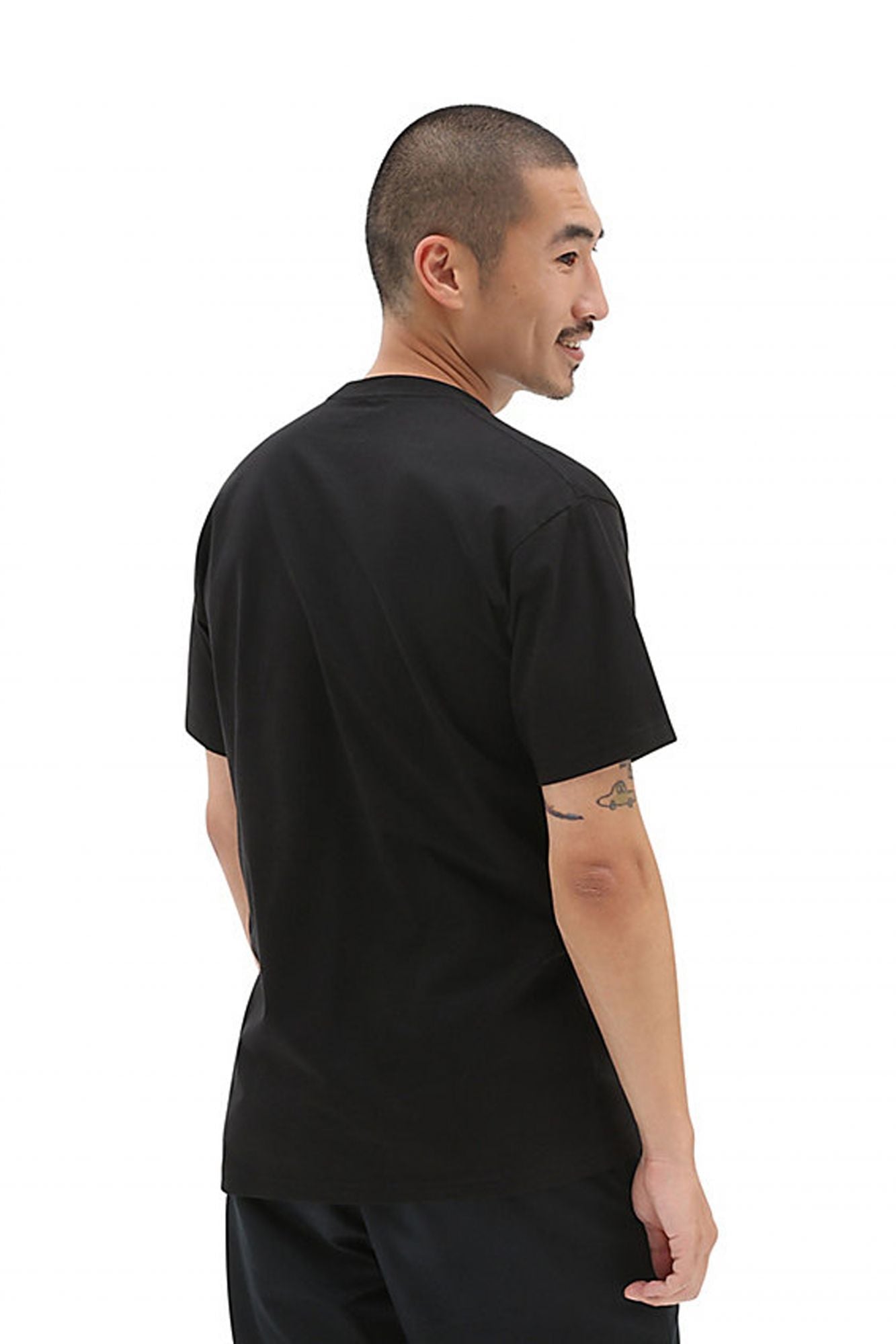 VANS  BLOCKED VANS LOGO SS T en color NEGRO (3)