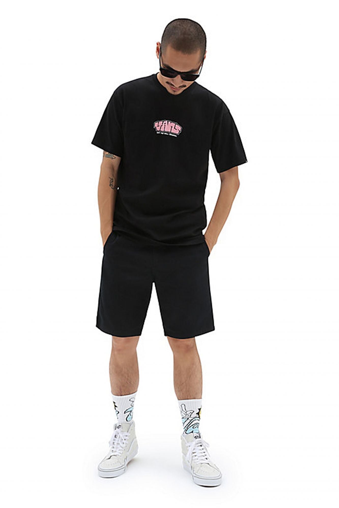 VANS  BLOCKED VANS LOGO SS T en color NEGRO (4)
