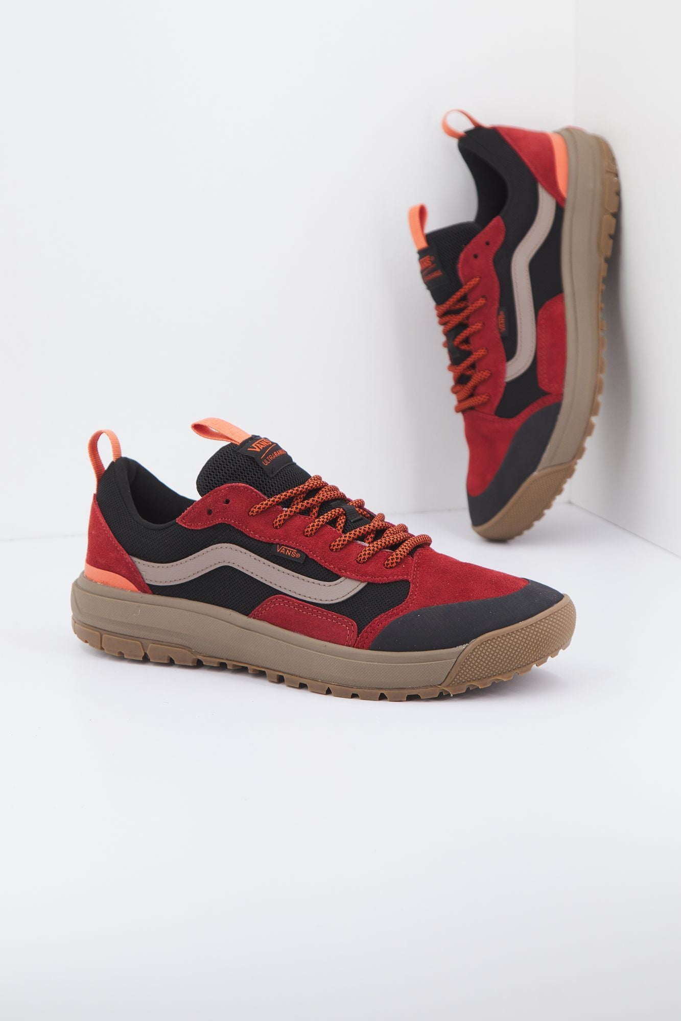 VANS ULTRARANGE EXO WW-MTE-1 en color BURDEOS (1)