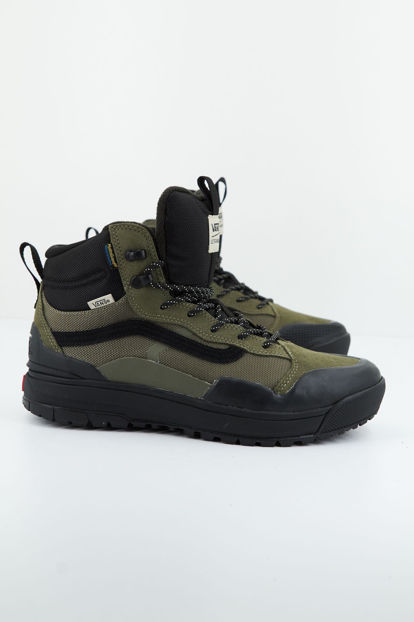 VANS  ULTRARANGE EXO HI M en color VERDE (2)
