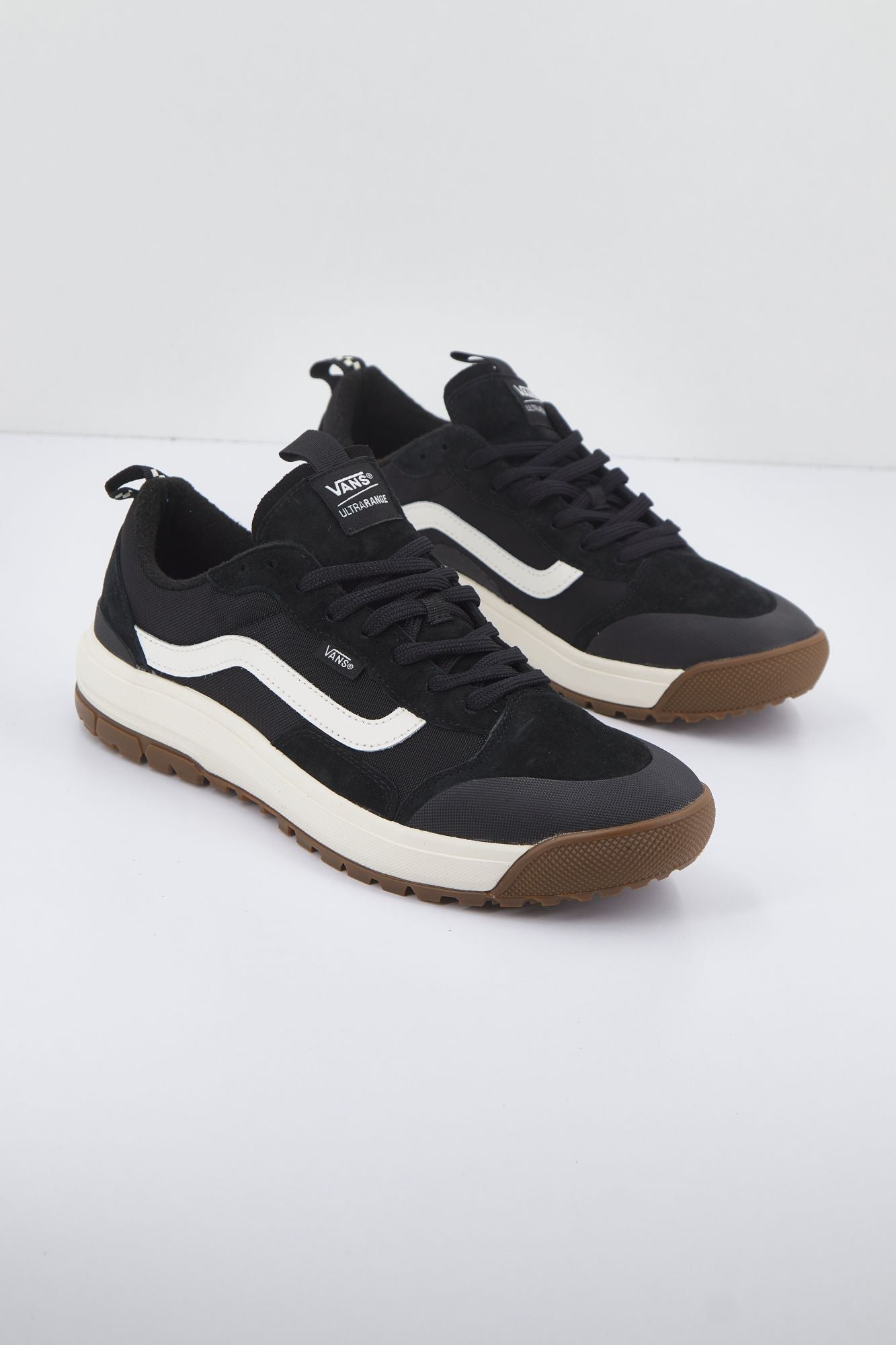 VANS ULTRARANGE EXO MTE-1 en color NEGRO (1)