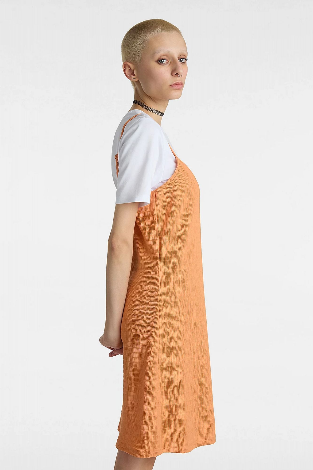 VANS  BENTON CAMI DRESS en color NARANJA (3)