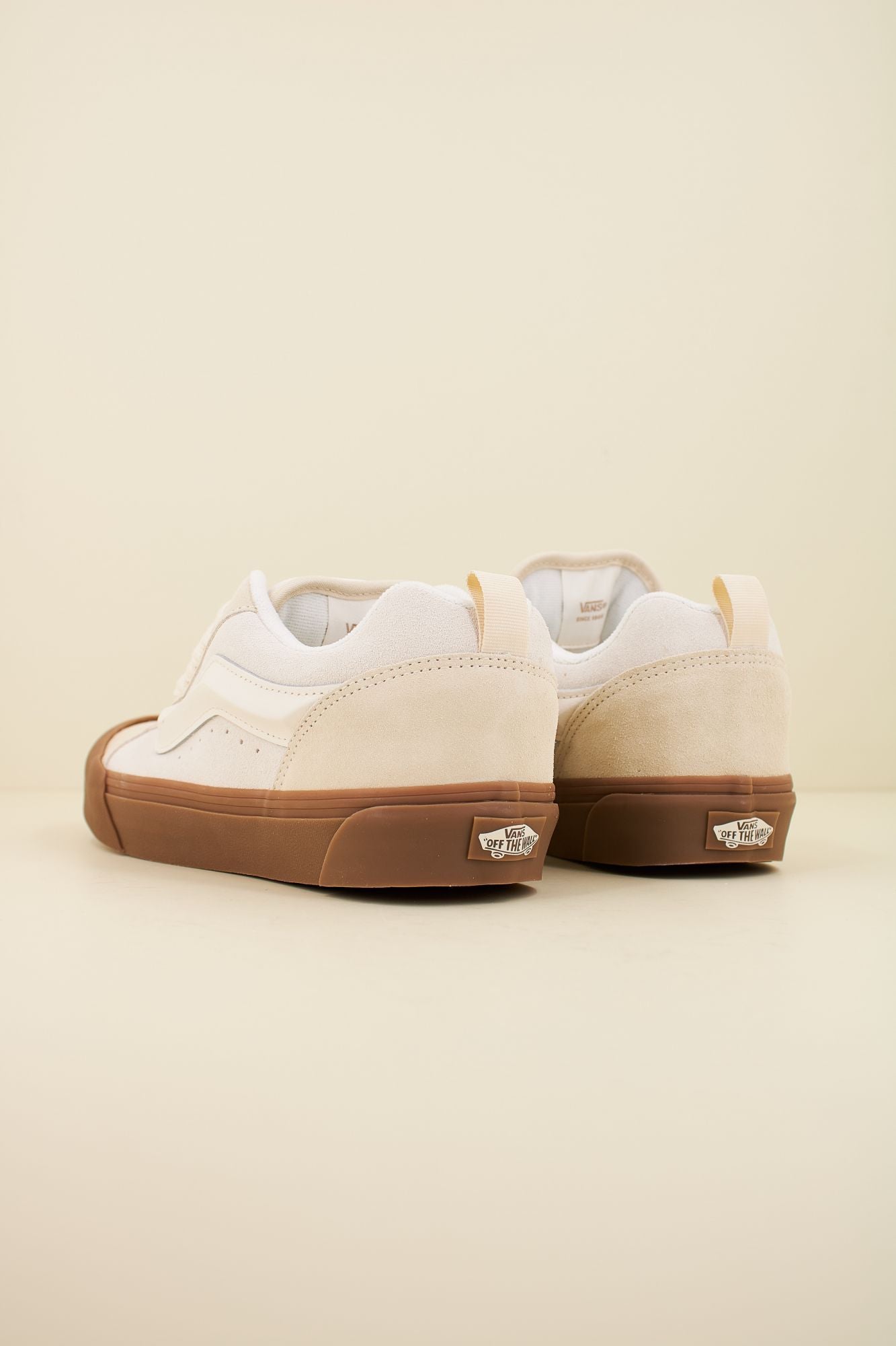 VANS KNU SKOOL en color BEIS (3)