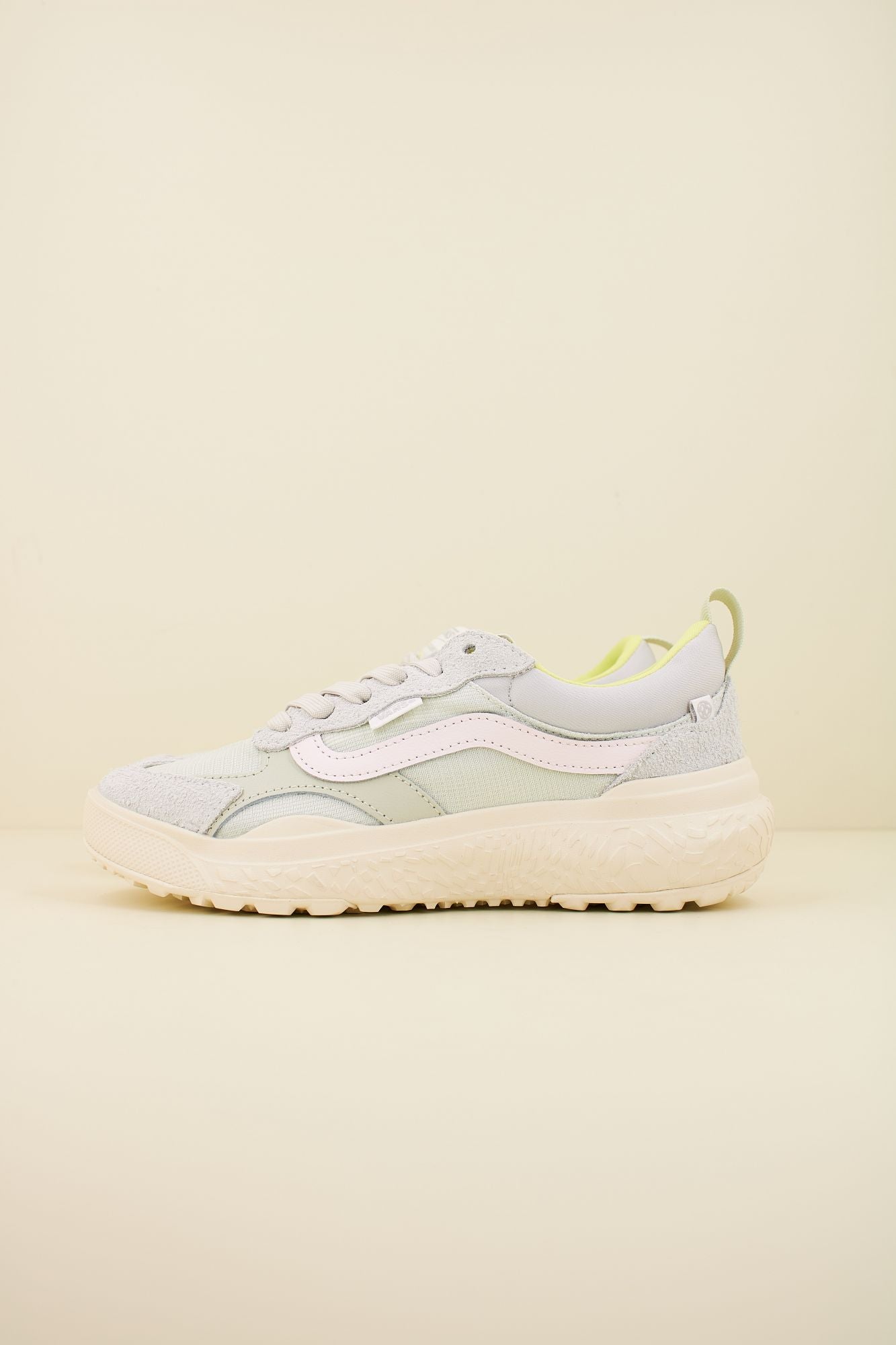 VANS ULTRARANGE NEO VR3 LIG en color AZUL (1)