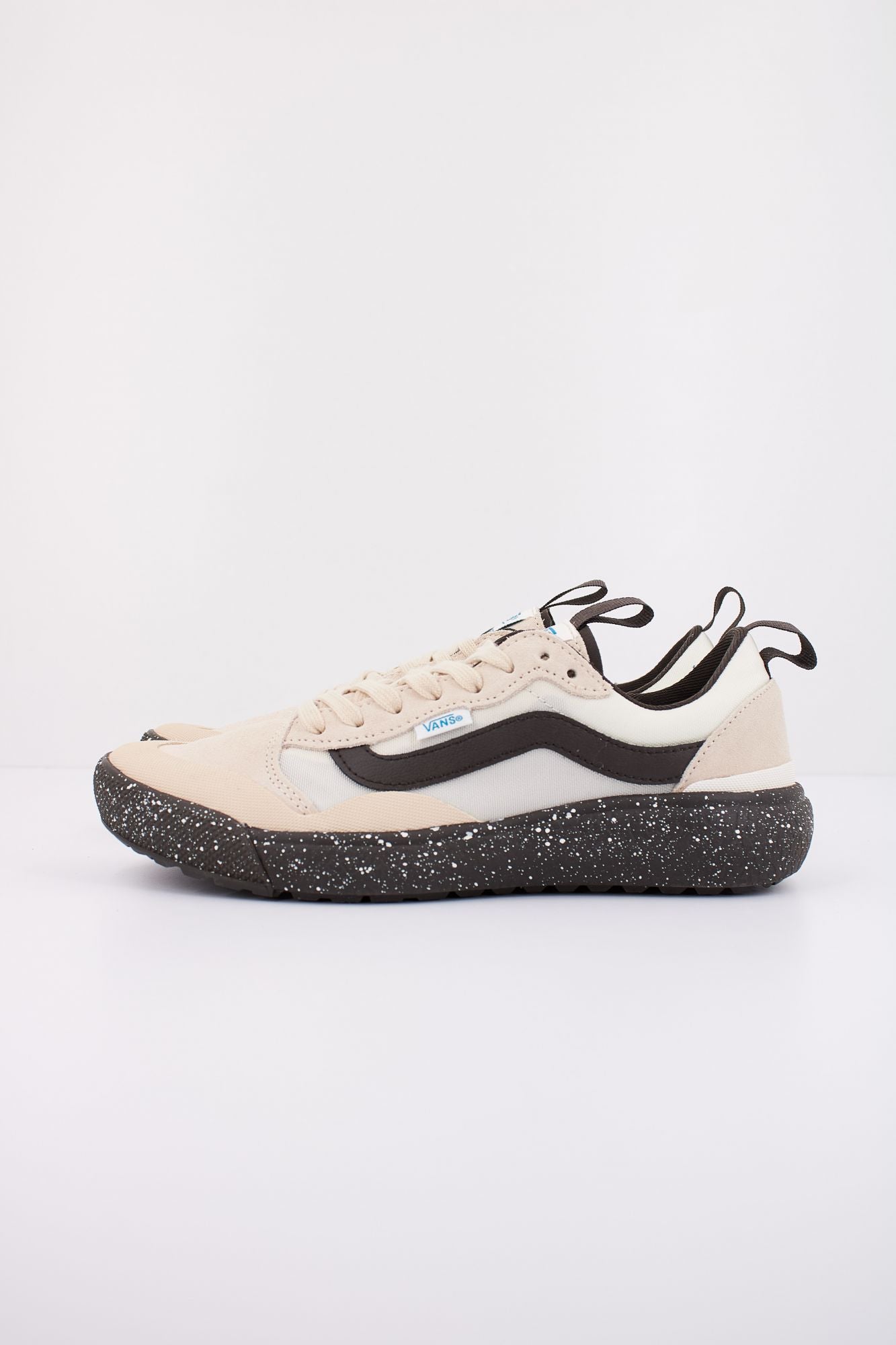 VANS  MTE ULTRARANGE EXO SE en color BEIS (1)