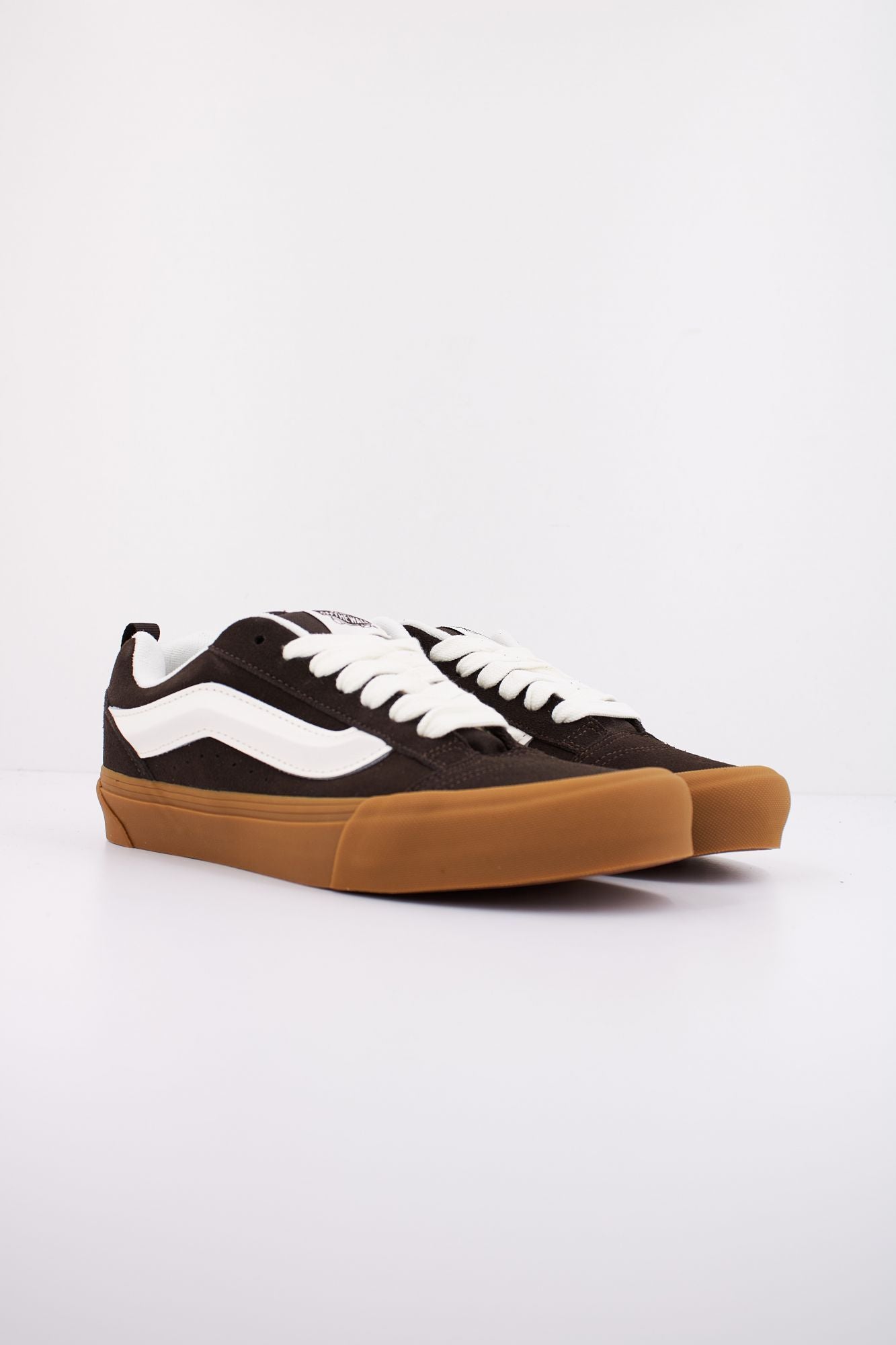 VANS KNU SKOOL en color MARRON (2)