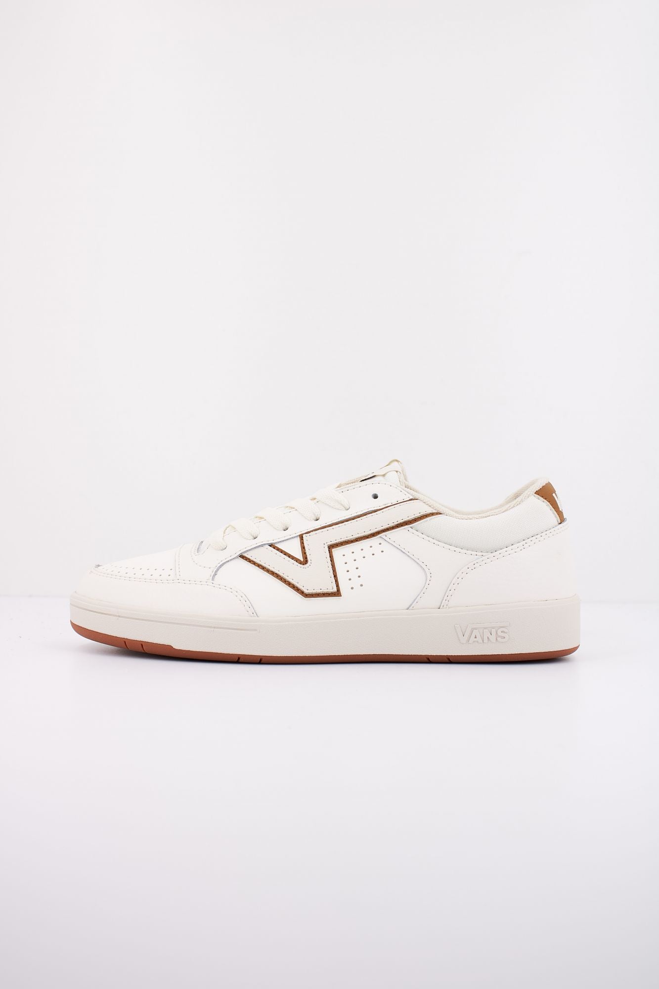 VANS  LOWLAND en color BLANCO (1)