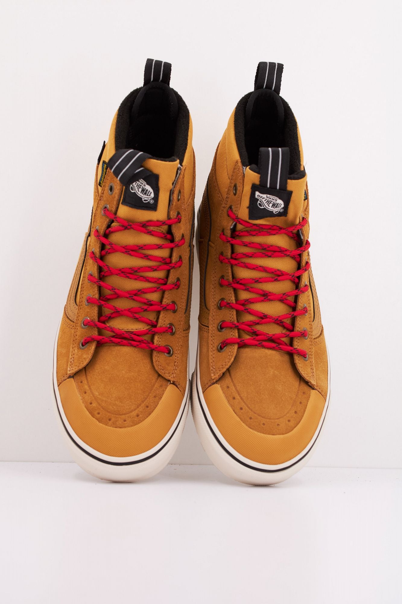 VANS MTE SK8-HI WATERPROOF en color AMARILLO (3)