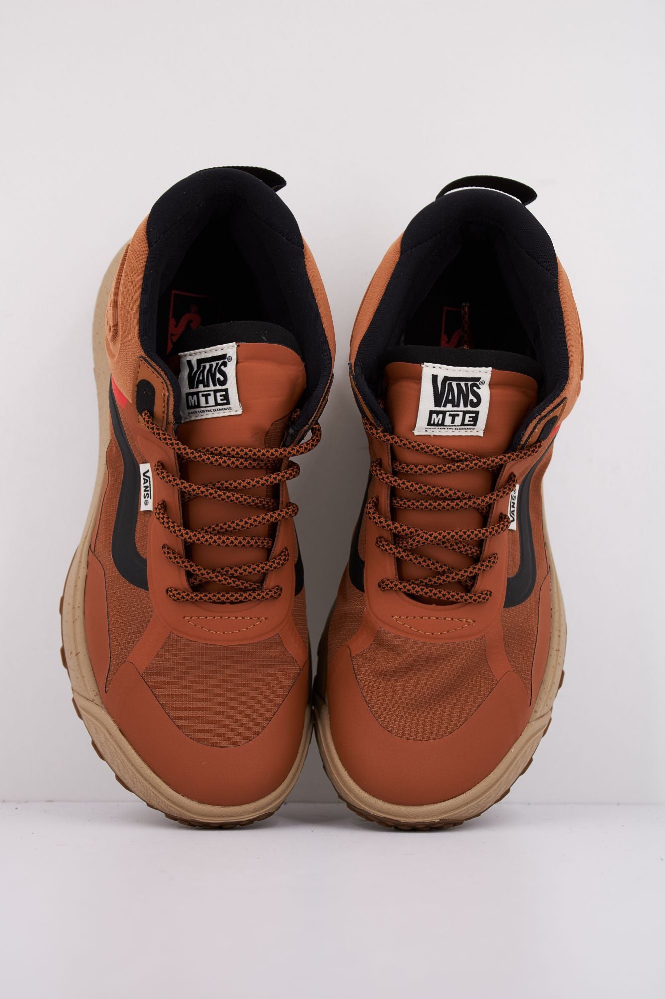 VANS MTE CROSSPATH MID en color MARRON (3)