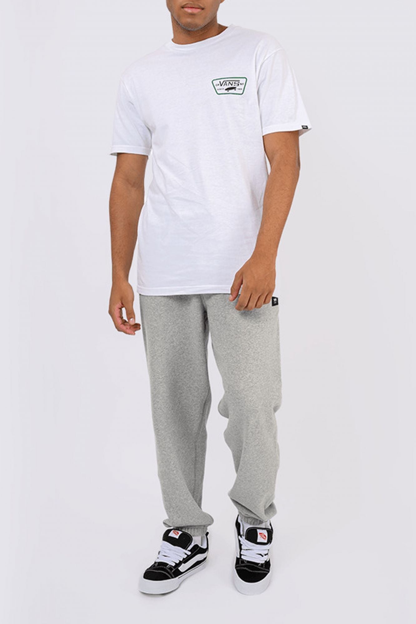 VANS  FULL PATCH BACK SS TEE en color BLANCO (4)