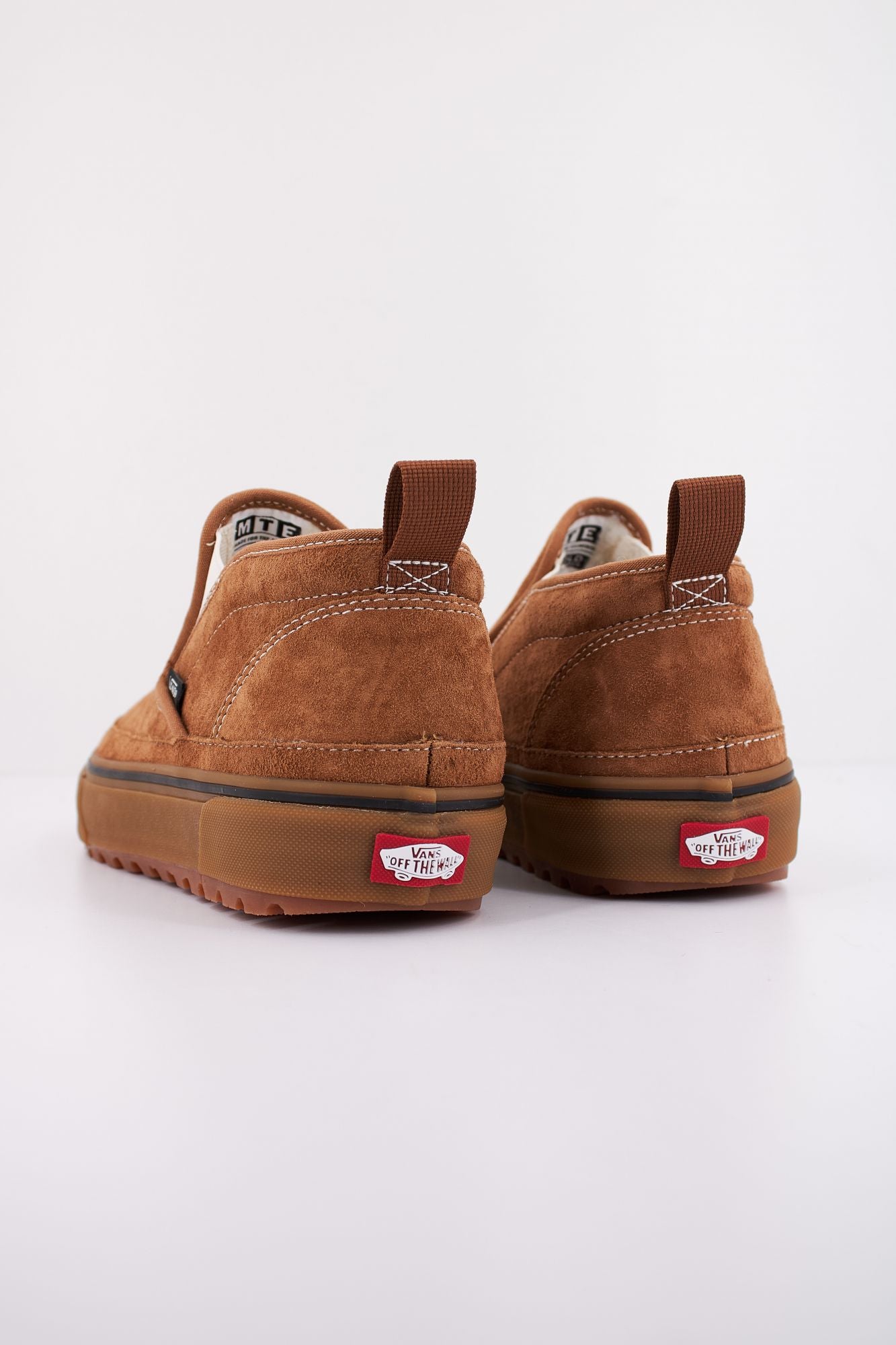 VANS MID SLIP MTE-1 en color MARRON (4)