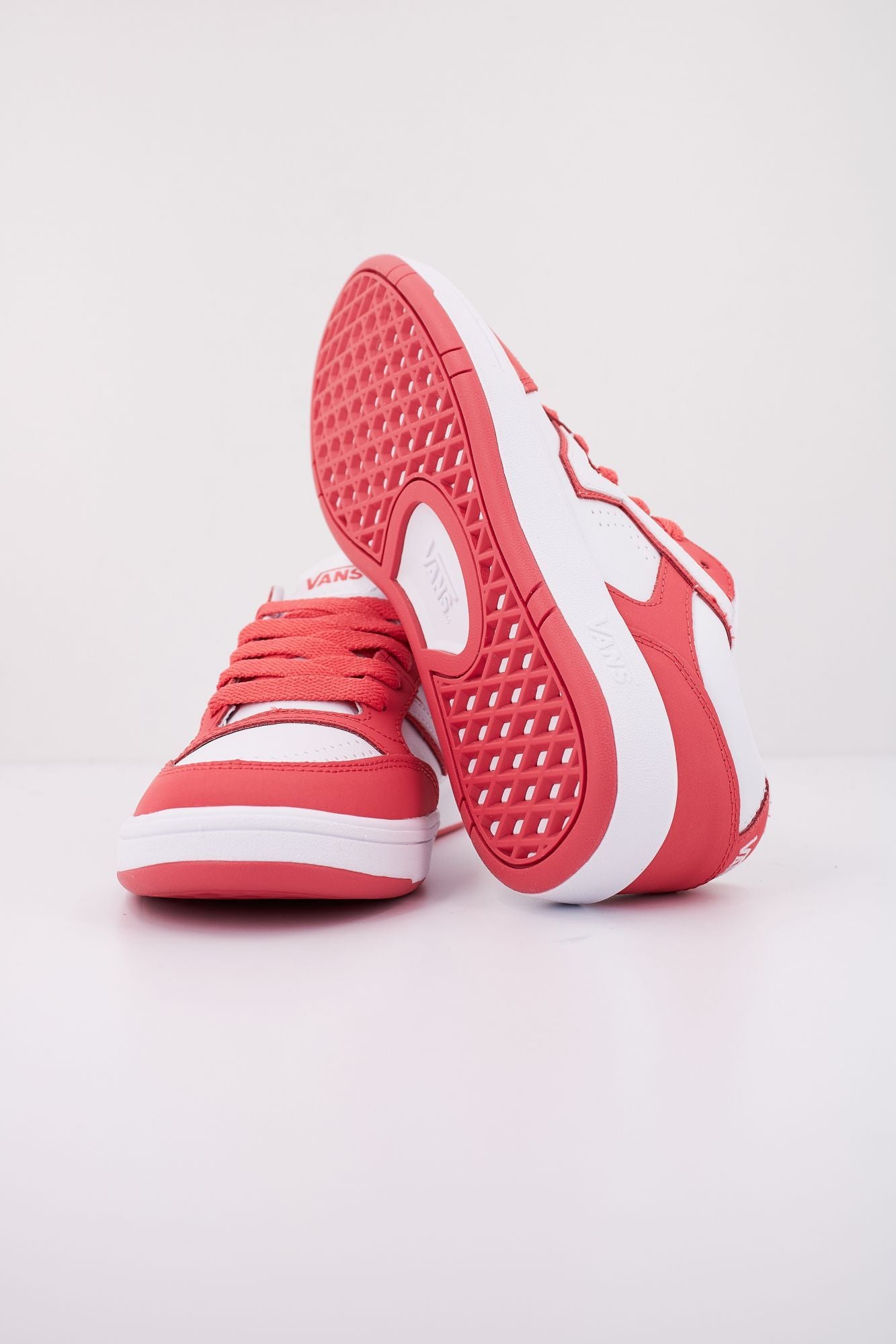VANS LOWLAND CC en color NARANJA (5)