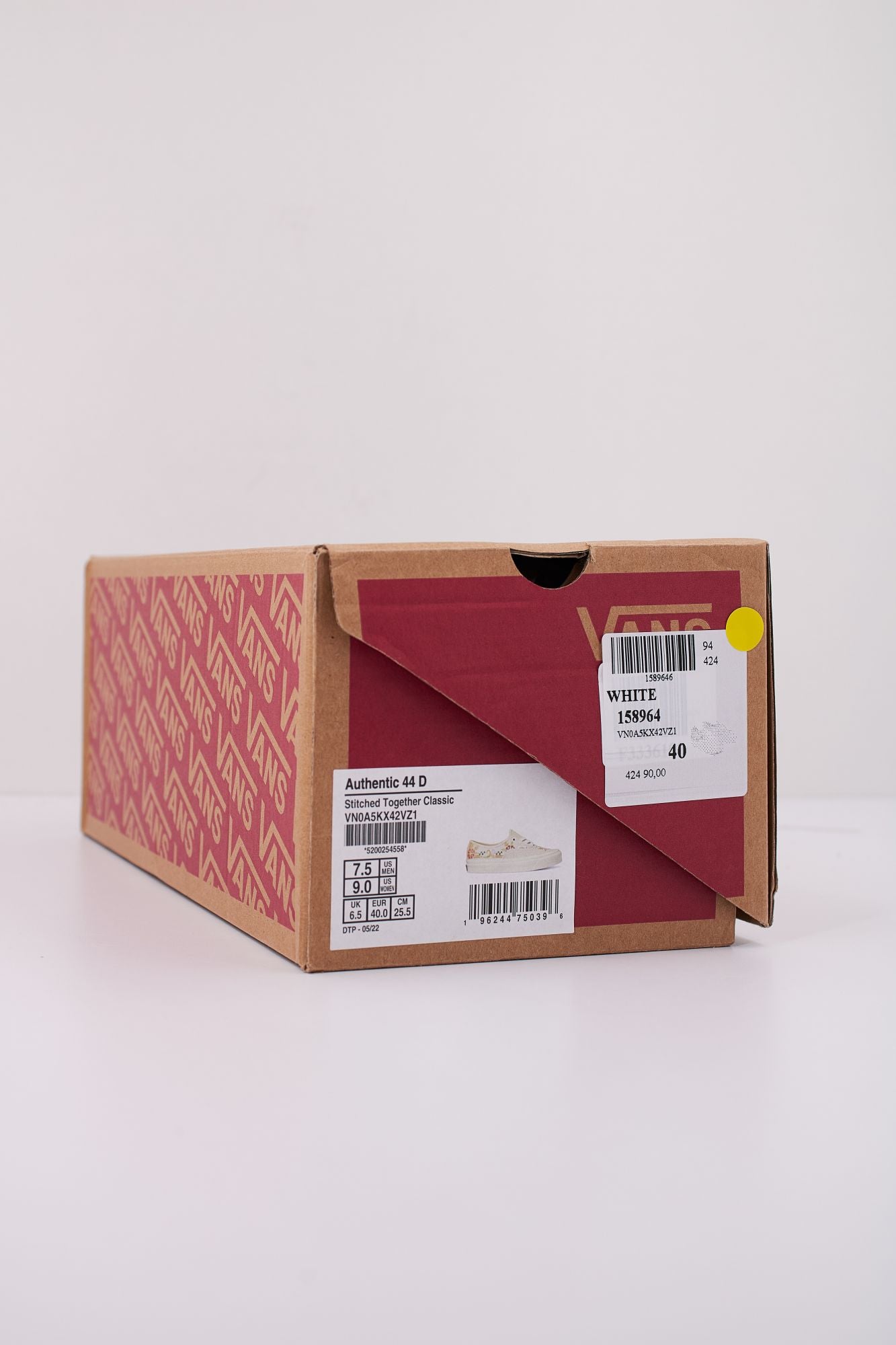 VANS UA AUTHENTIC 44 DX STI en color BLANCO (6)