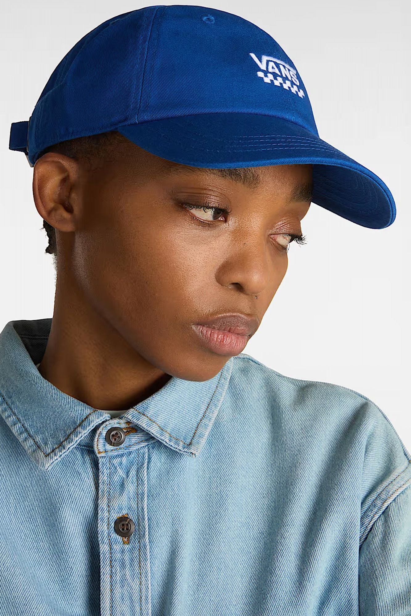 VANS COURT SIDE CURVED BILL en color AZUL (4)