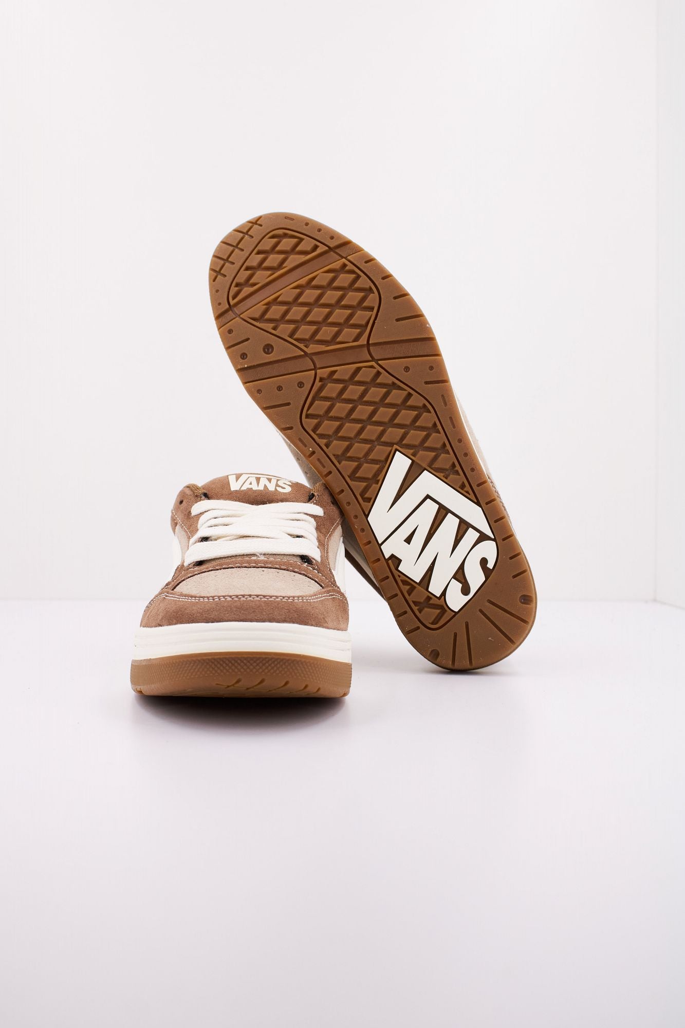 VANS  HYLANE en color MARRON (5)