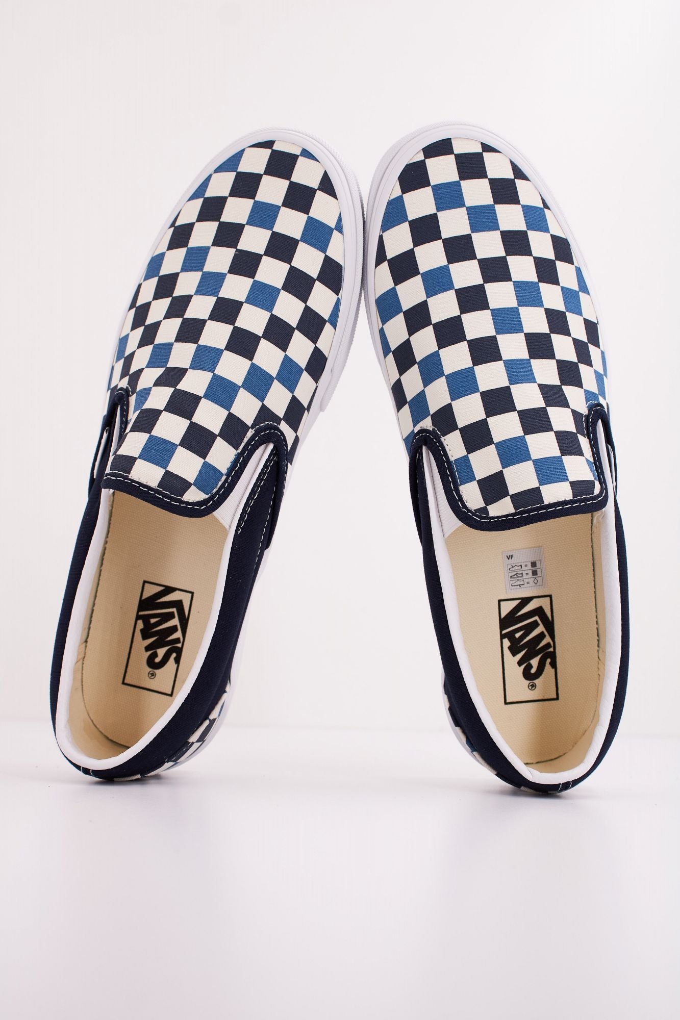VANS CLASSIC SLIP-ON en color AZUL (3)