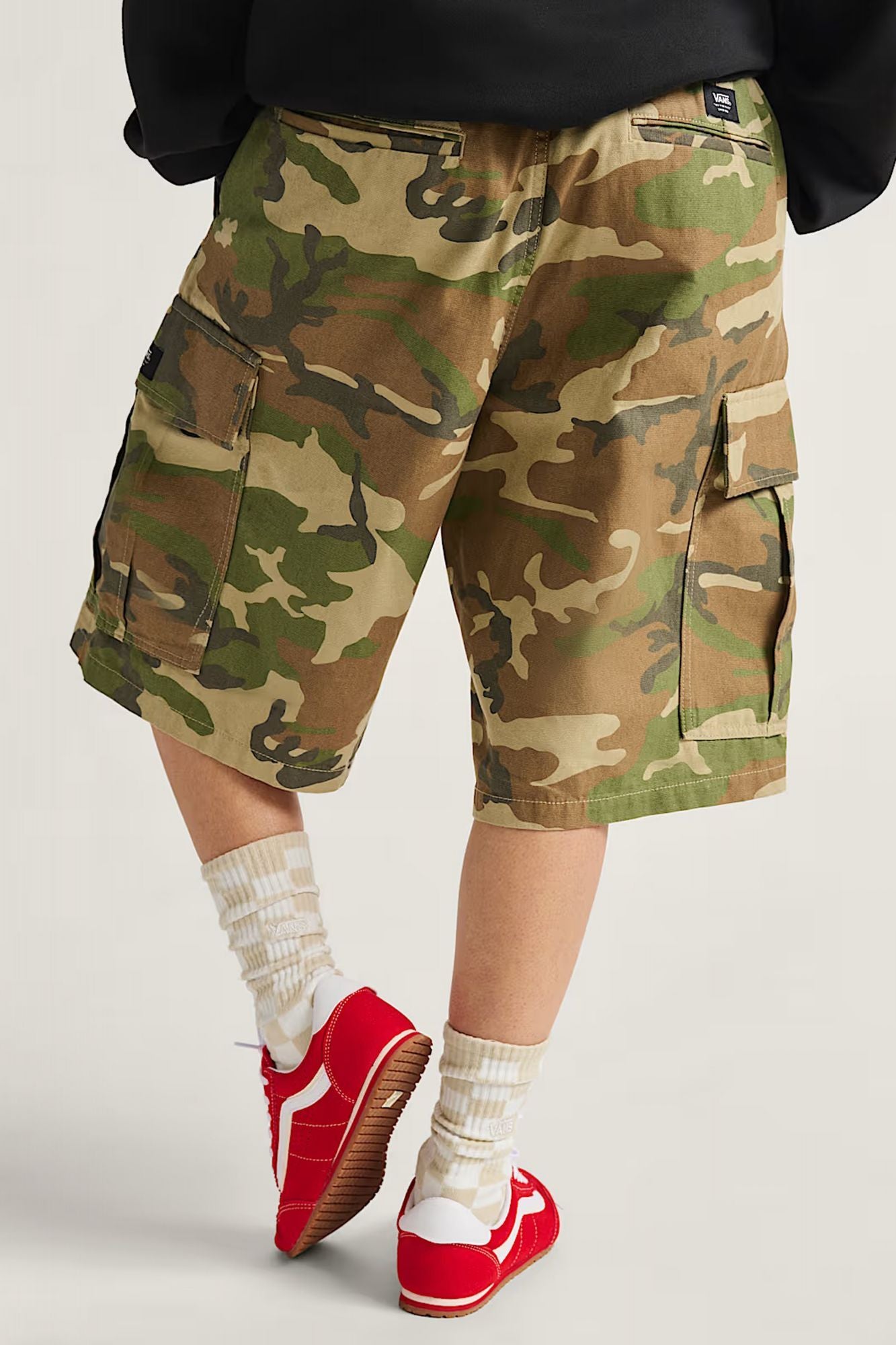 VANS RANGE CARGO LOOSE SHORT en color ANIMAL PRINT (3)