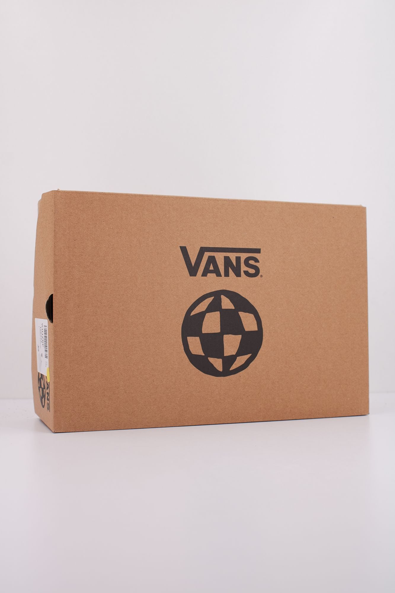 VANS MTE ULTRARANGE NEO VR3 en color BEIS (6)