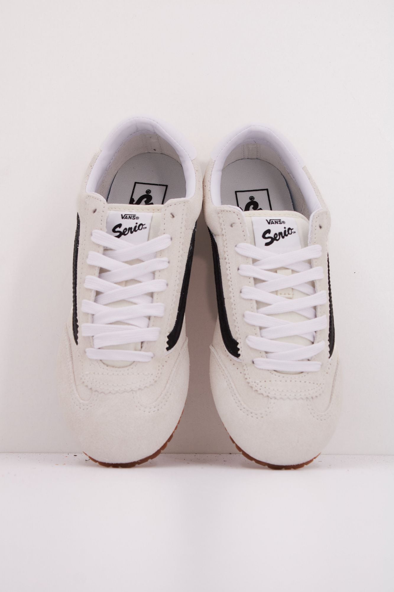 VANS SUPER LOWPRO en color BLANCO (3)