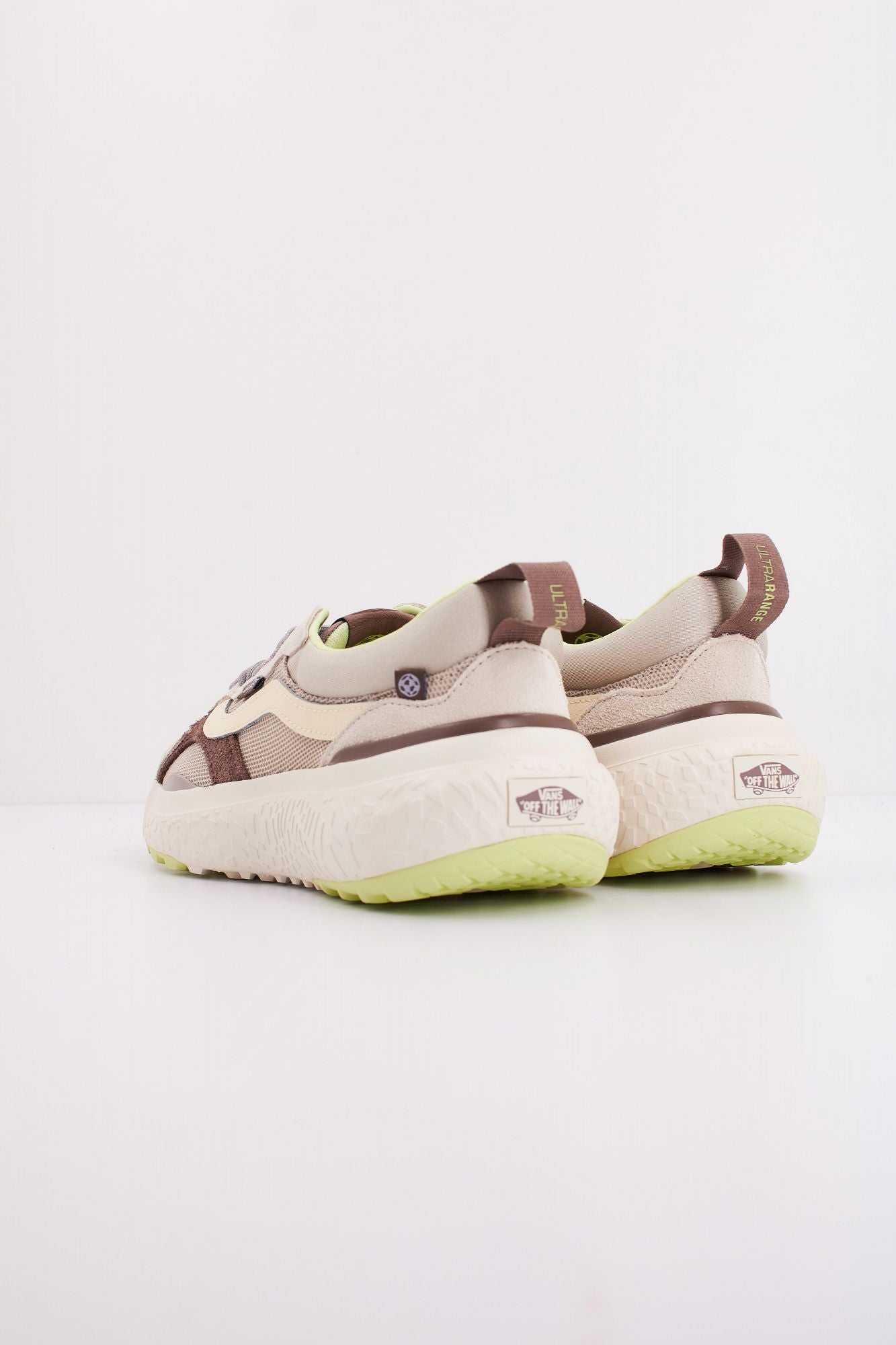VANS MTE ULTRARANGE NEO VR3 en color MARRON (4)
