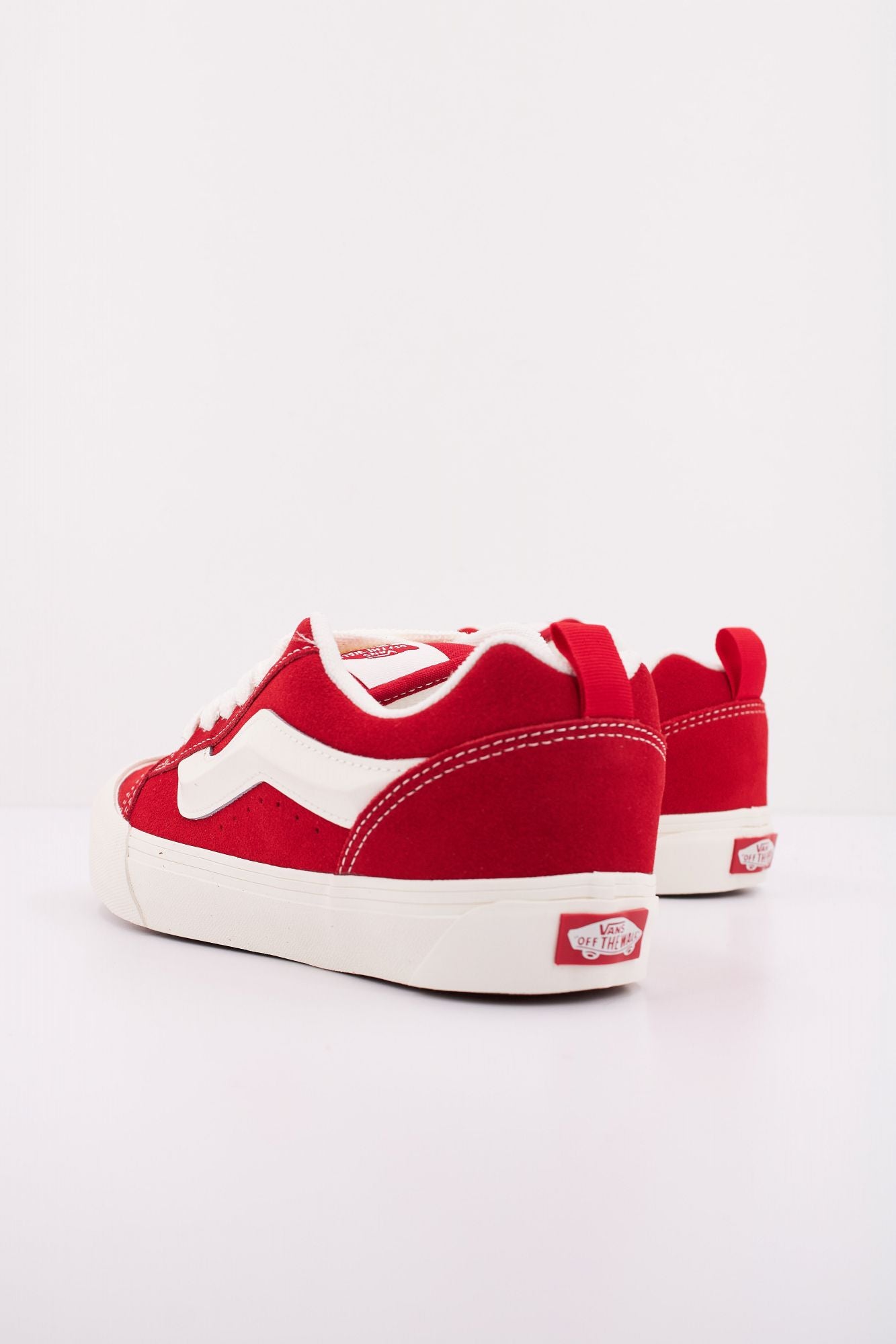 VANS KNU SKOOL en color ROJO (4)