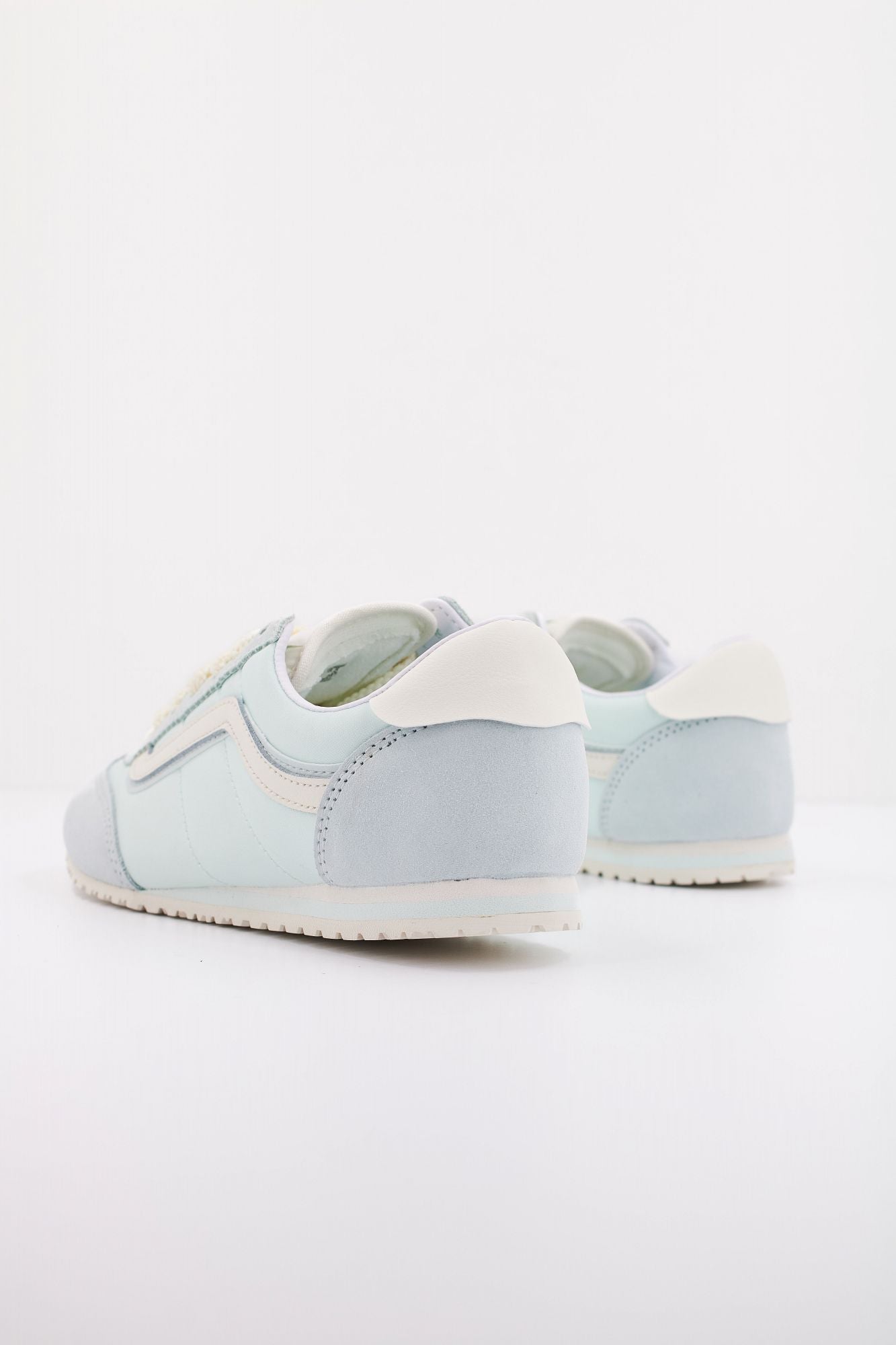 VANS SUPER LOWPRO en color AZUL (4)